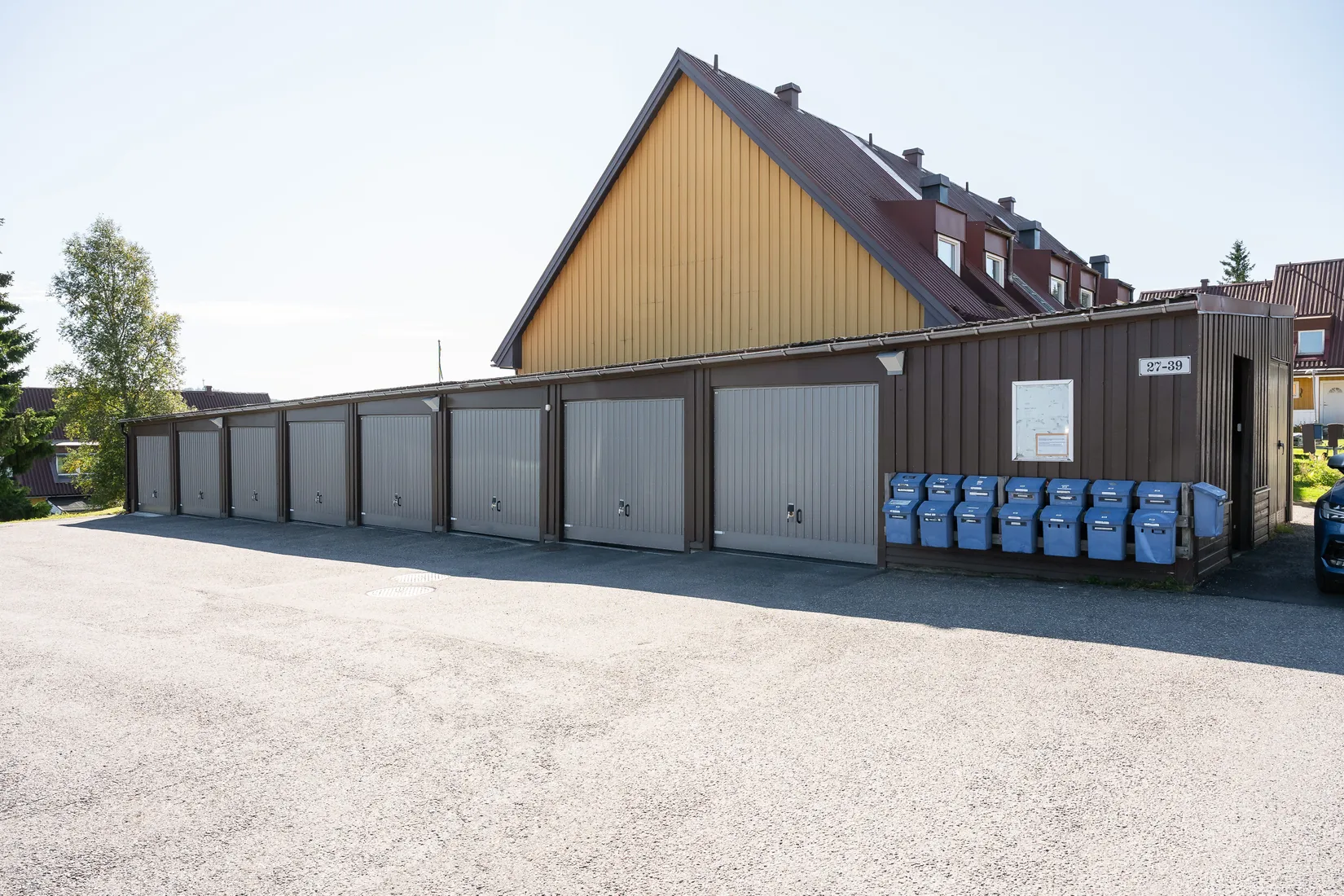 Radhus, Furuvägen 37, Hälletorp, Härnösand