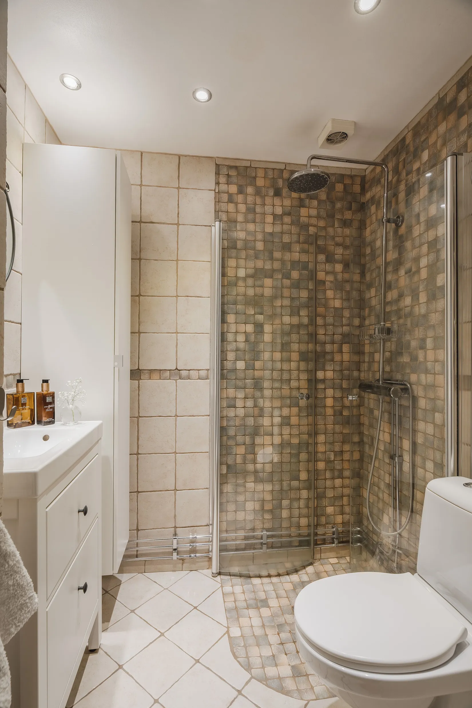 Bostadsrätt, Norra Kungsgatan 35B, Gävle Centrum, Gävle