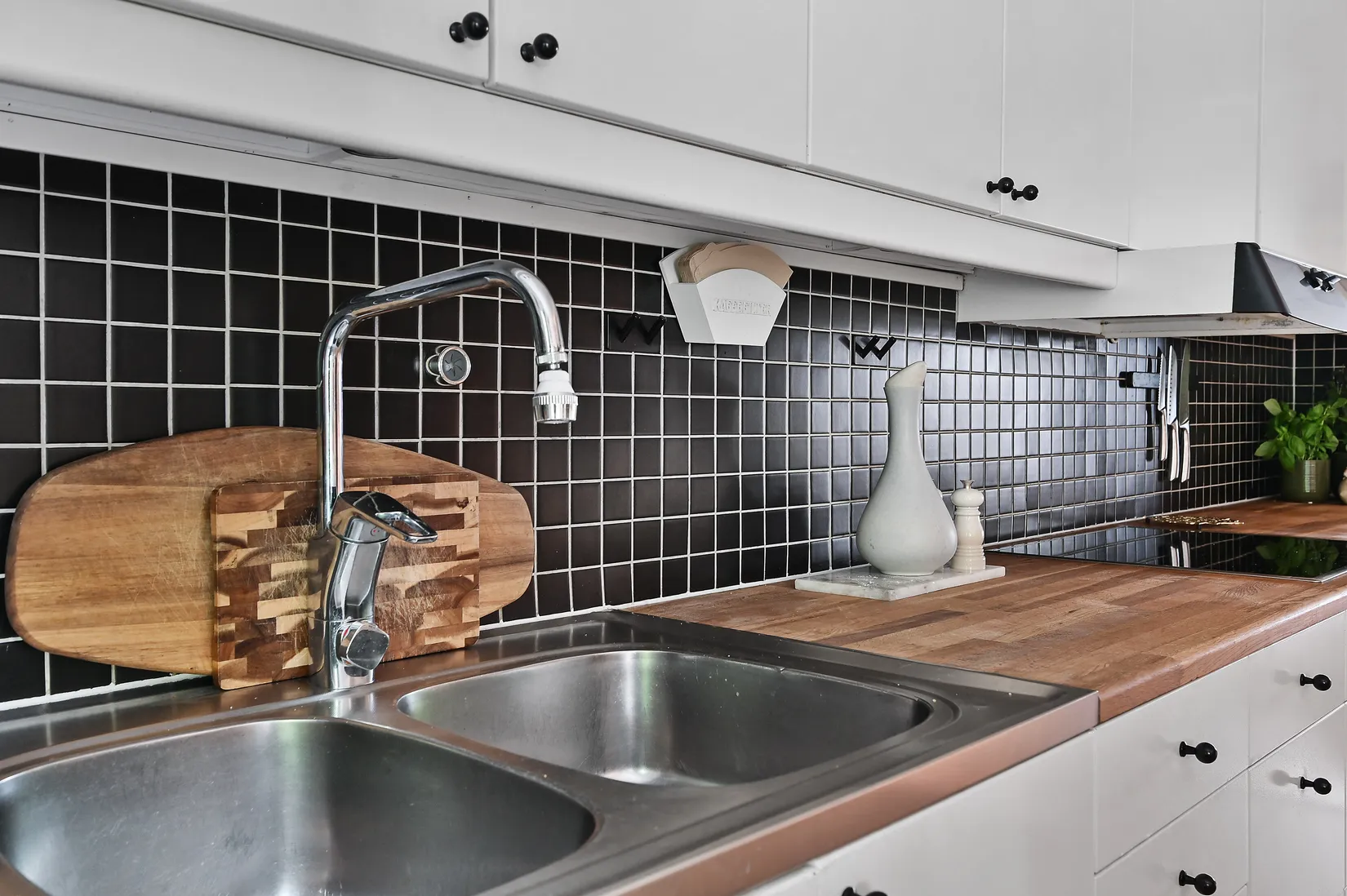 Radhus, Ekuddsvägen 2D, Ekebyhov, Ekerö