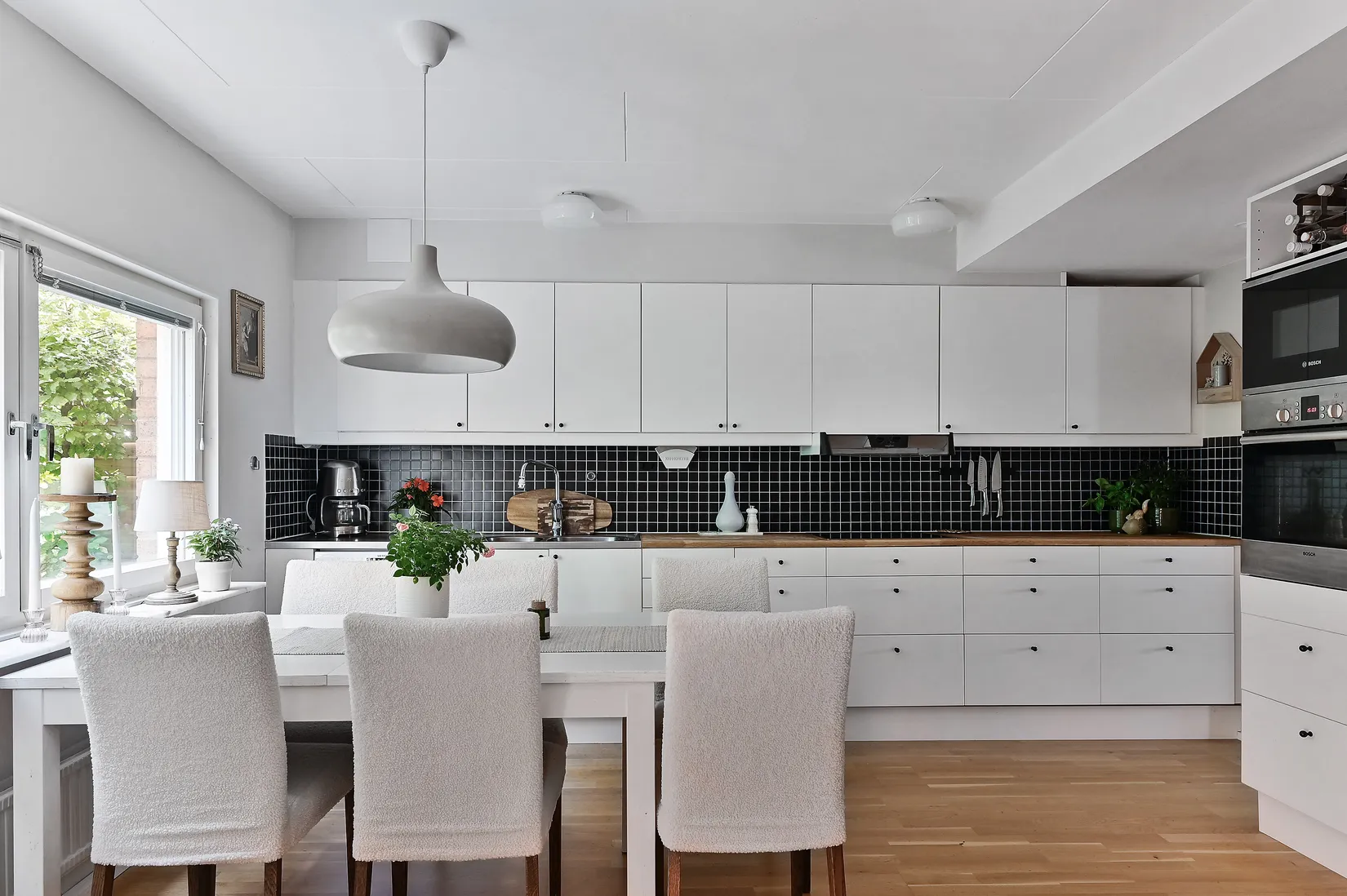 Radhus, Ekuddsvägen 2D, Ekebyhov, Ekerö