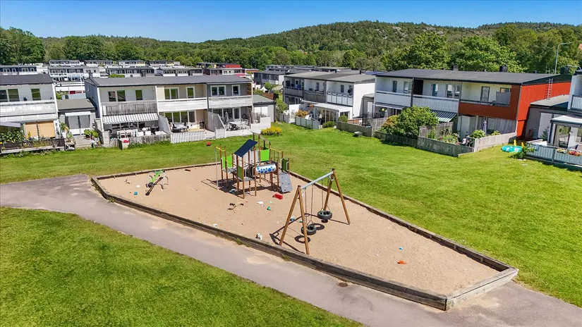 Radhus, Blåklintsvägen 21, Stenungsund