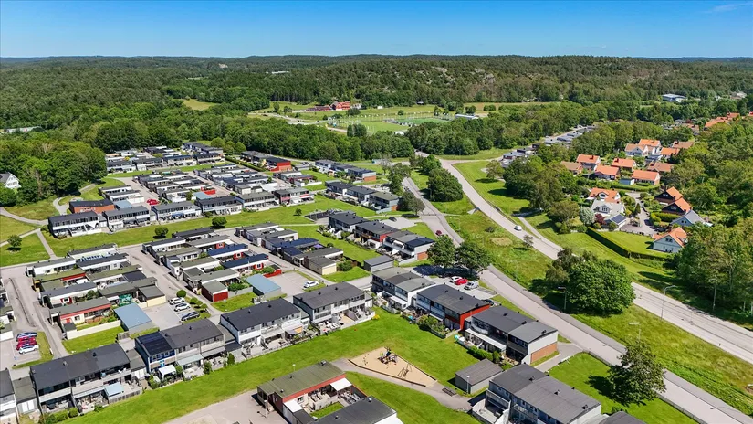 Radhus, Blåklintsvägen 21, Stenungsund