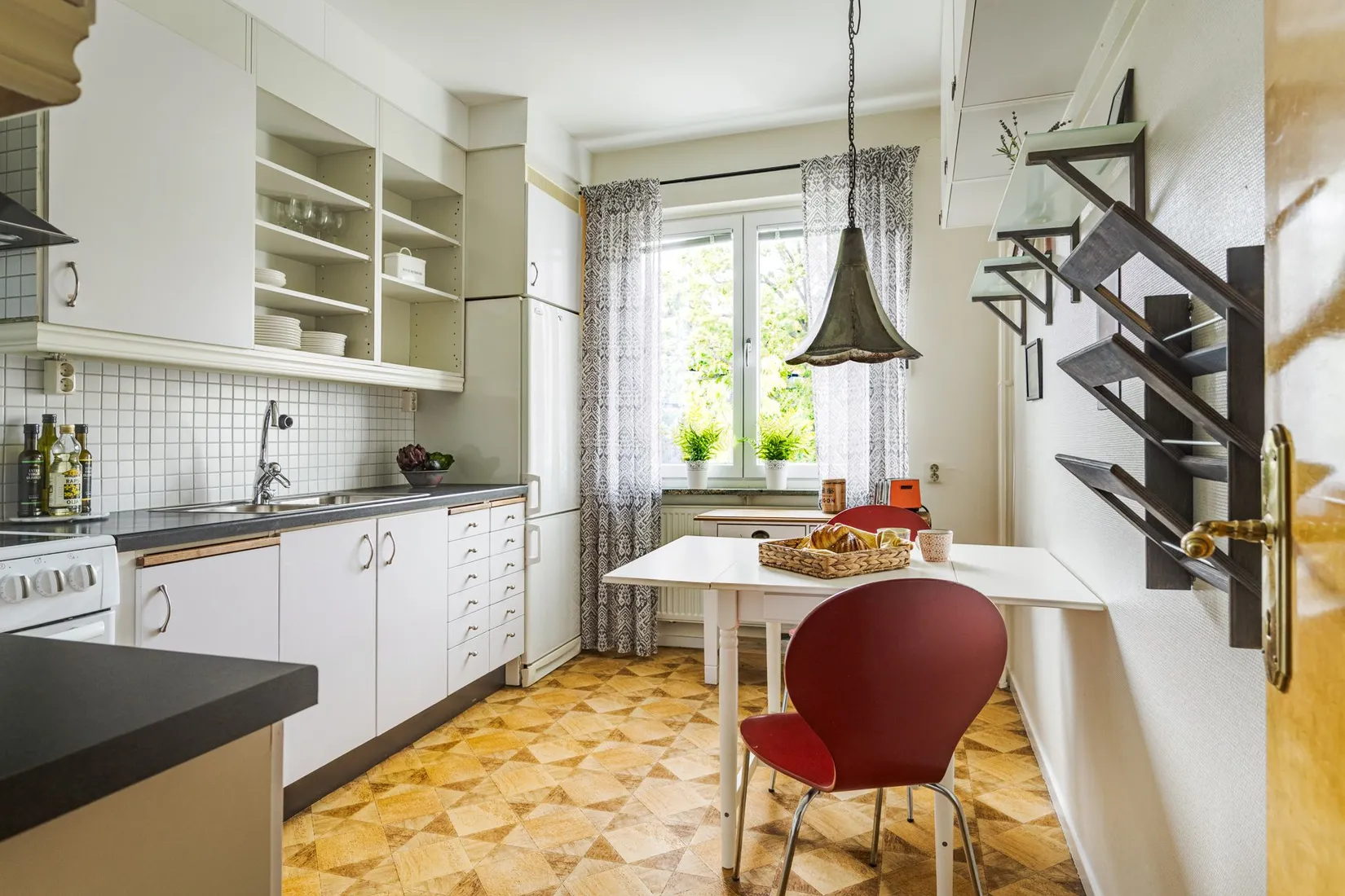 Bostadsrätt, Skolgatan 2B, Centralt, Nynäshamn