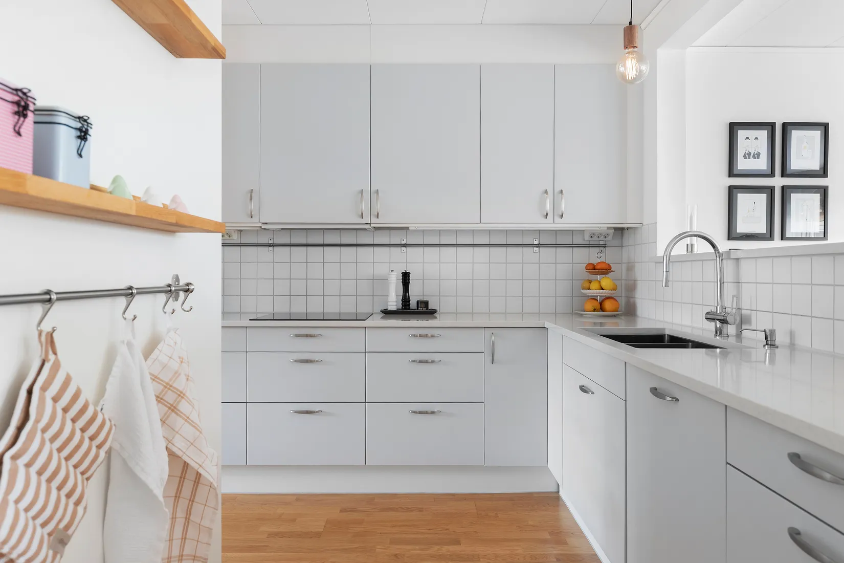 Radhus, Bärnstensvägen 47, Kolla Parkstad, Kungsbacka