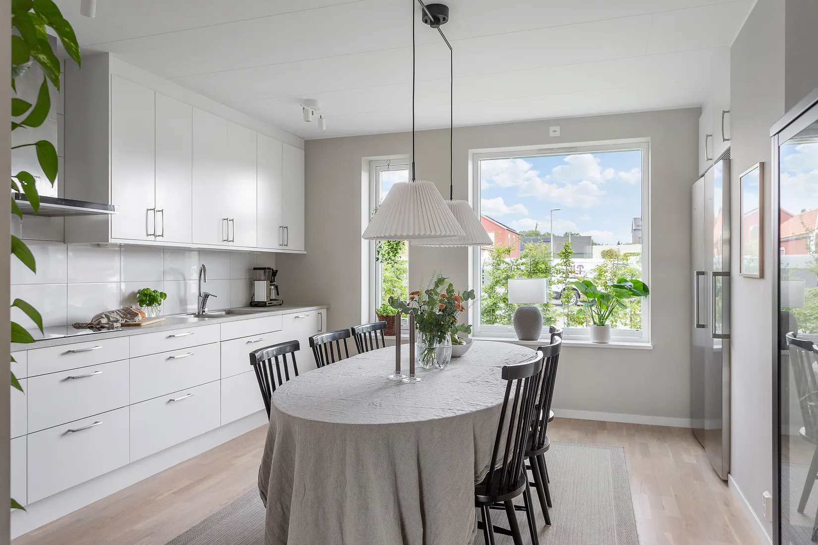 Radhus, Astrakanvägen 73, Fjärås centrum, Kungsbacka