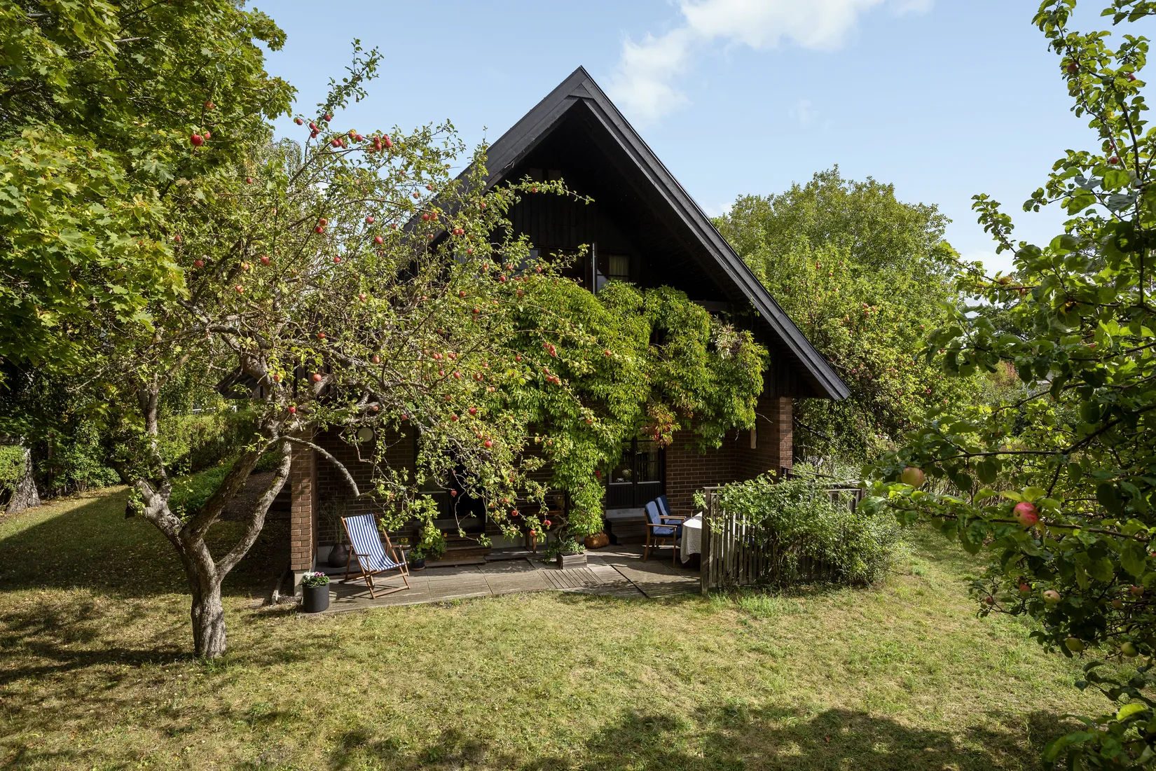 Villa, Strandvägen 60, Österskär, Österåker