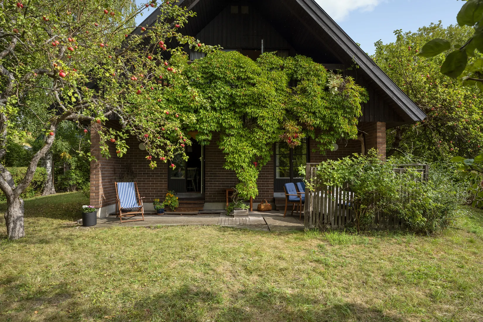 Villa, Strandvägen 60, Österskär, Österåker
