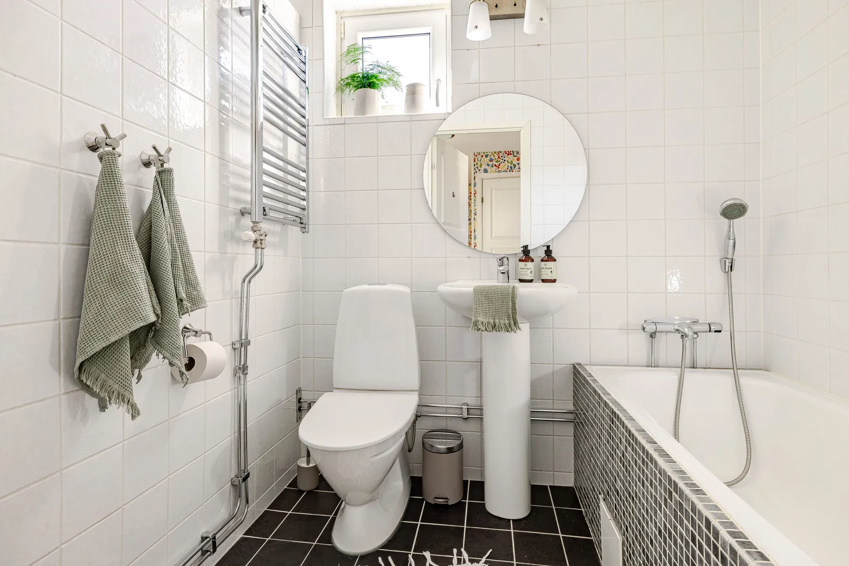 Radhus, Ekholmsvägen 275, Hörnläge, Ekholmen, Linköping