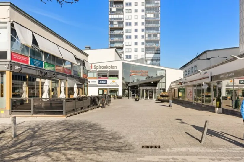 Bostadsrätt, Kryssarvägen 5, Näsbypark, Täby