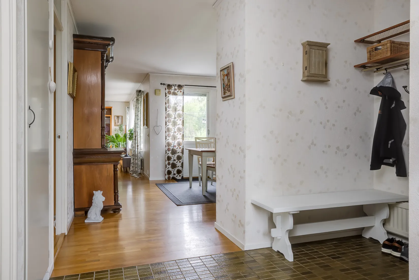 Villa, Granebergsvägen 13, Bålsta Graneberg, Håbo