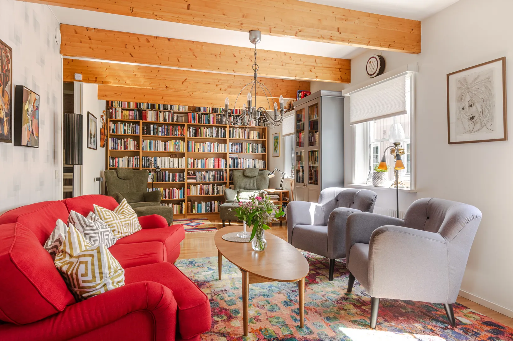 Radhus, Huvudstagatan 9, Centralt, Vadstena