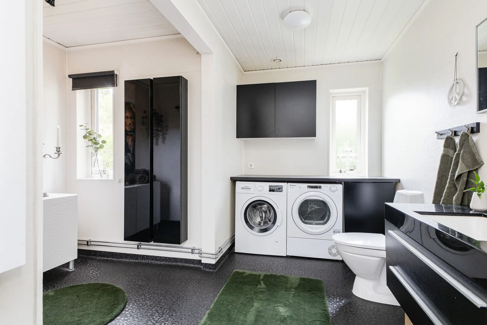 Villa, Pelarskogsgatan 30, Ullvibackar, Köping