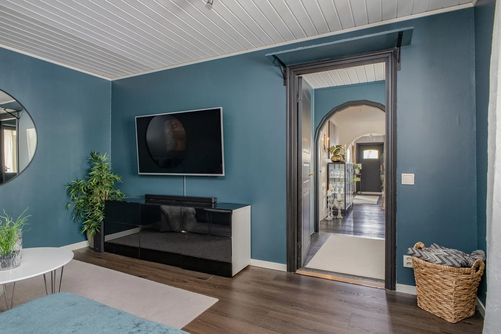 Villa, Pelarskogsgatan 30, Ullvibackar, Köping