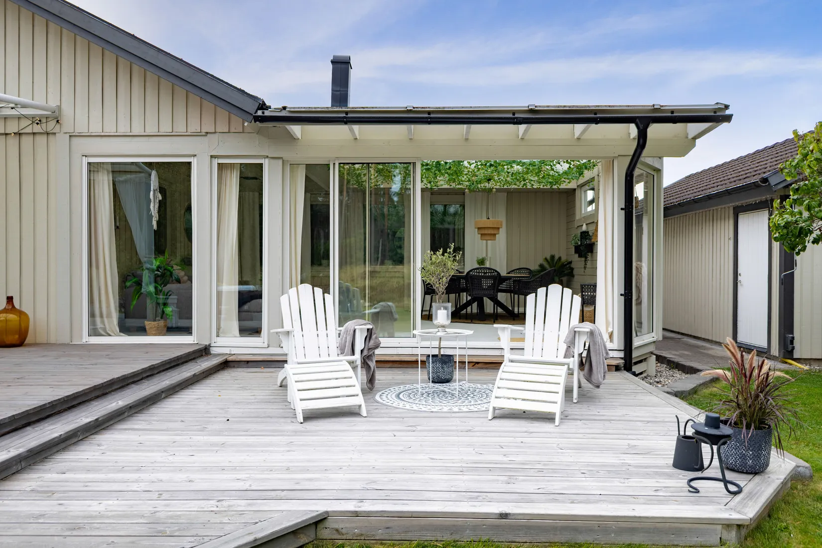 Villa, Pelarskogsgatan 30, Ullvibackar, Köping