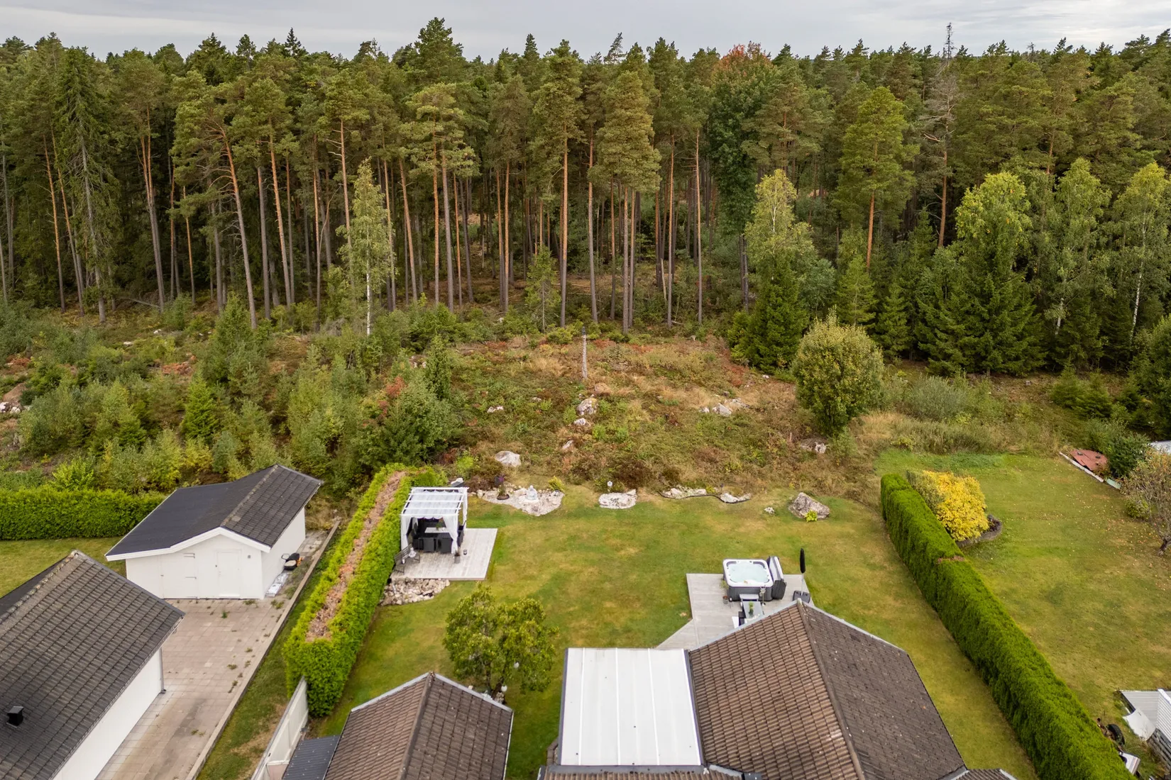 Villa, Pelarskogsgatan 30, Ullvibackar, Köping