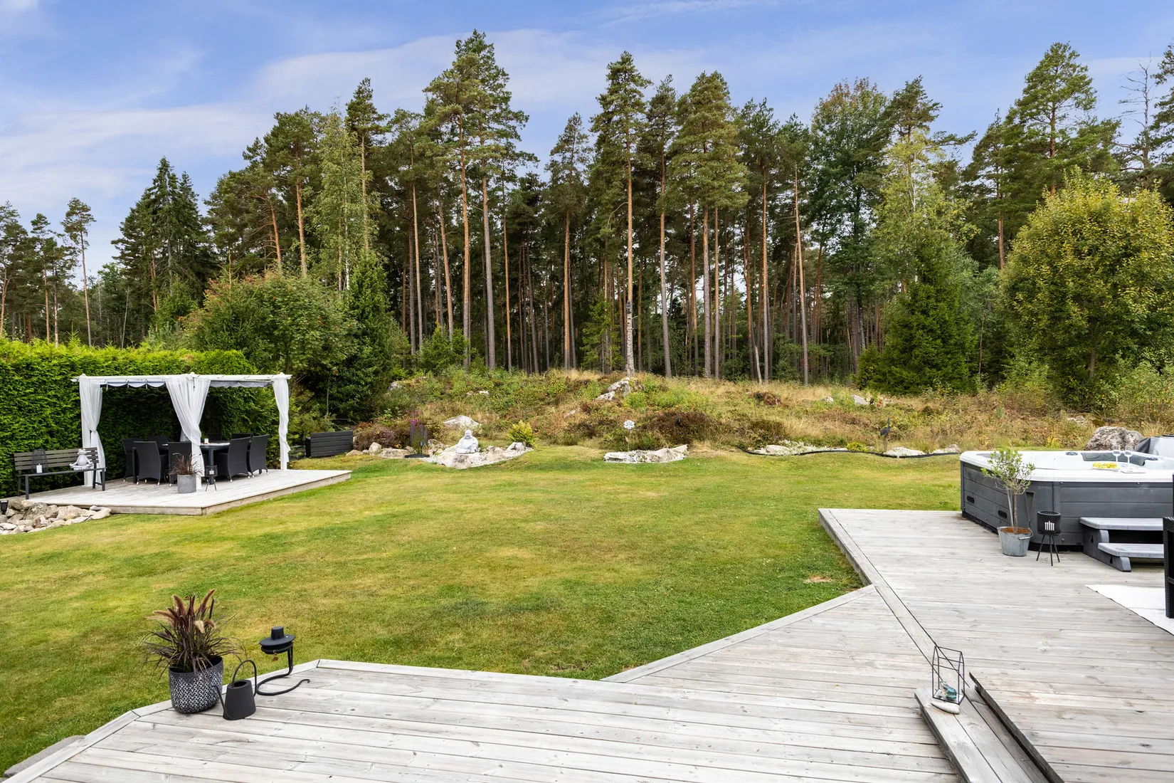 Villa, Pelarskogsgatan 30, Ullvibackar, Köping