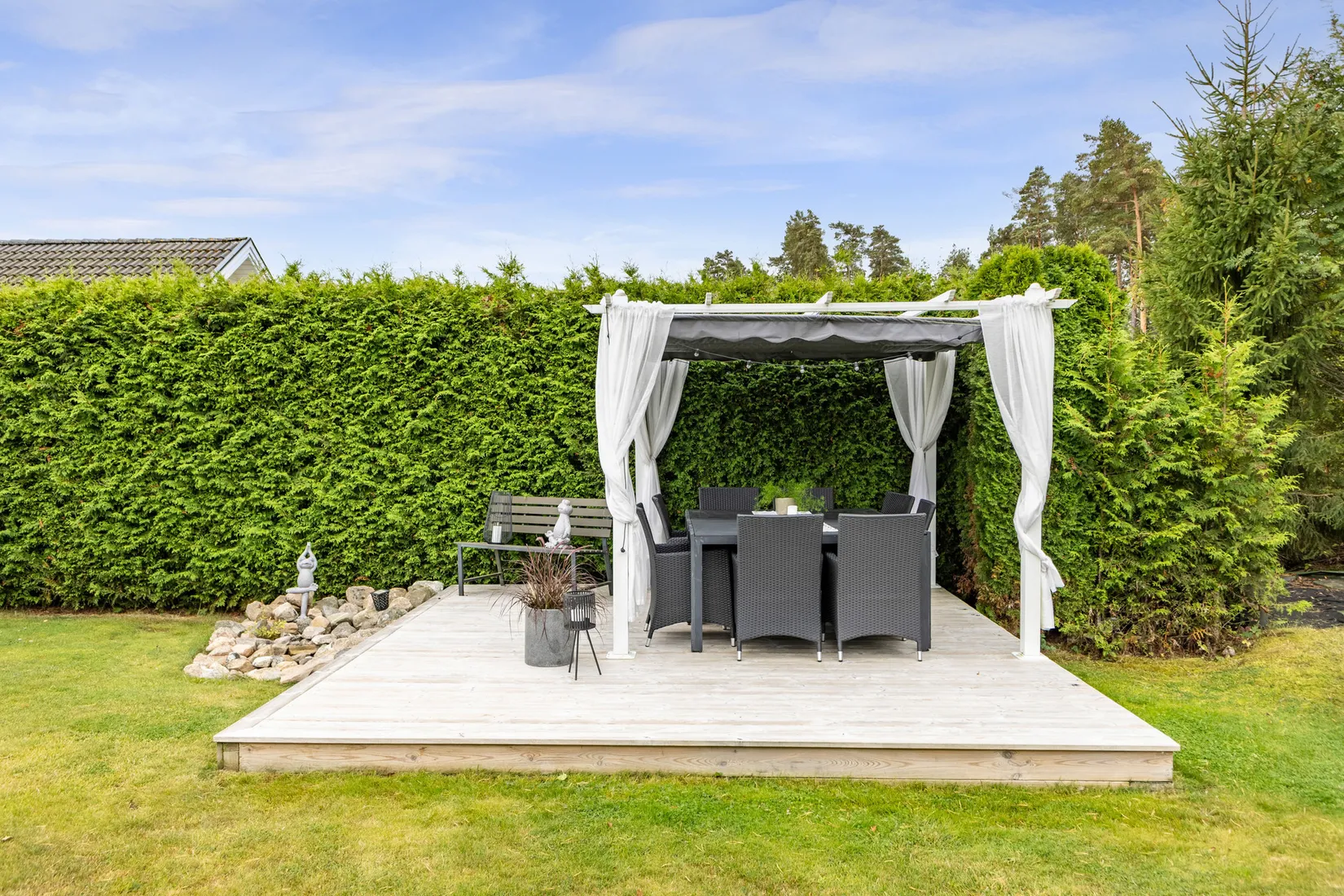Villa, Pelarskogsgatan 30, Ullvibackar, Köping