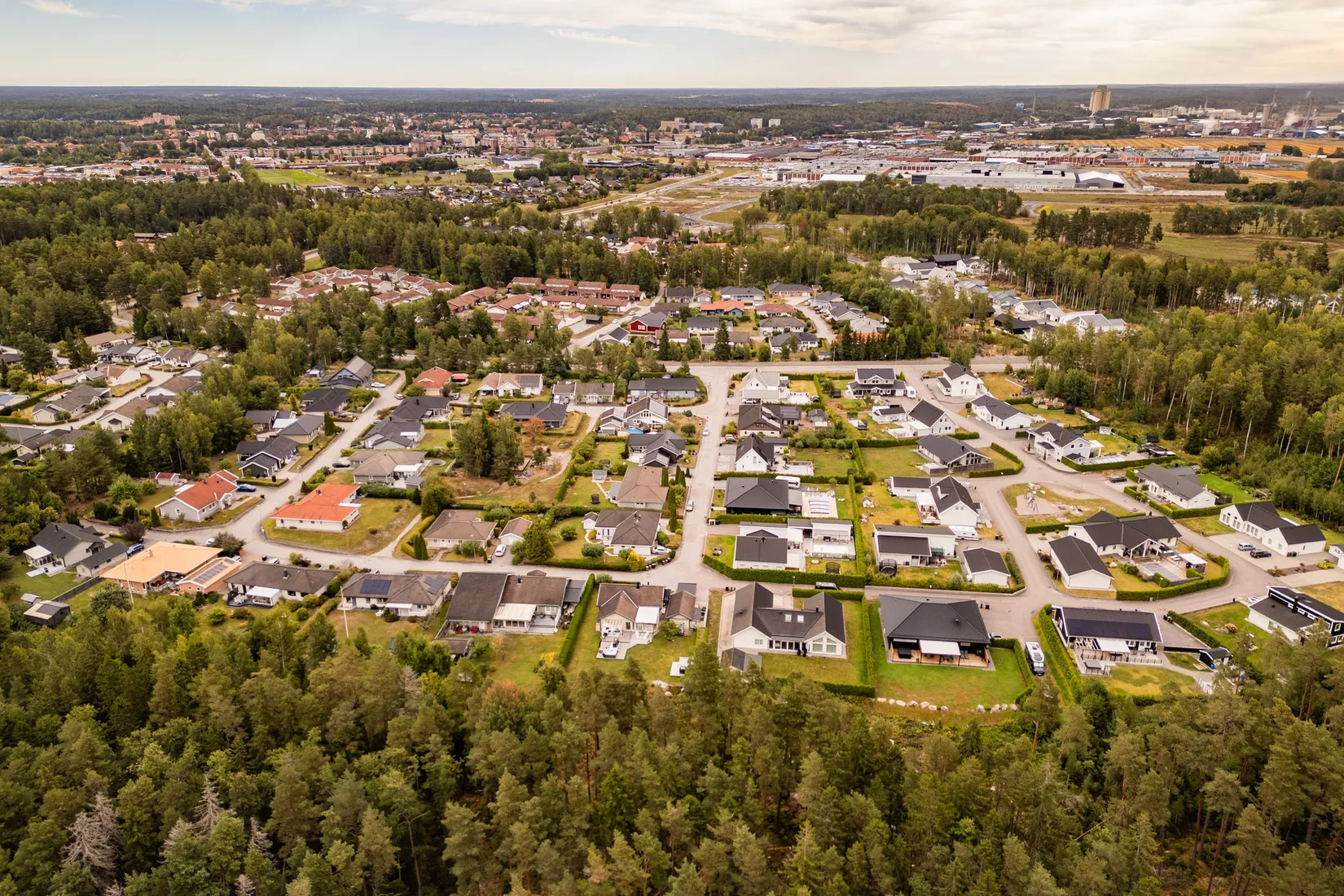 Villa, Pelarskogsgatan 30, Ullvibackar, Köping