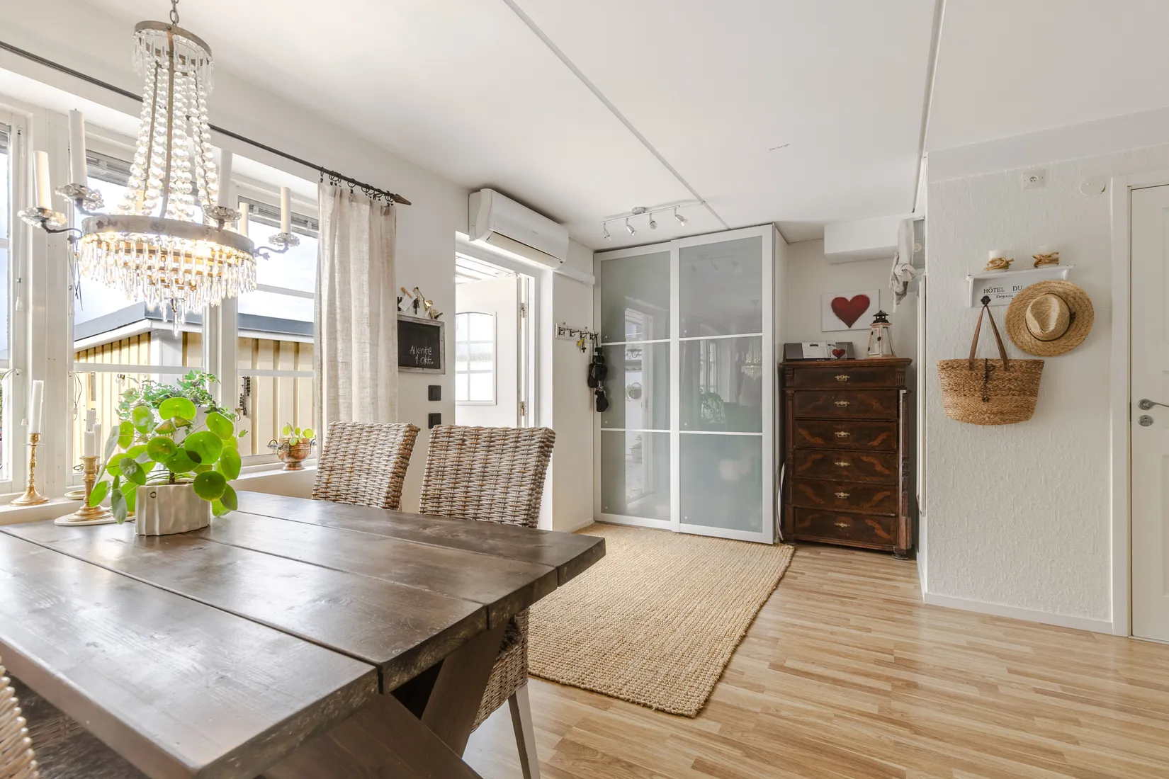 Radhus, Tranbärsstigen 25A, Strängnäs