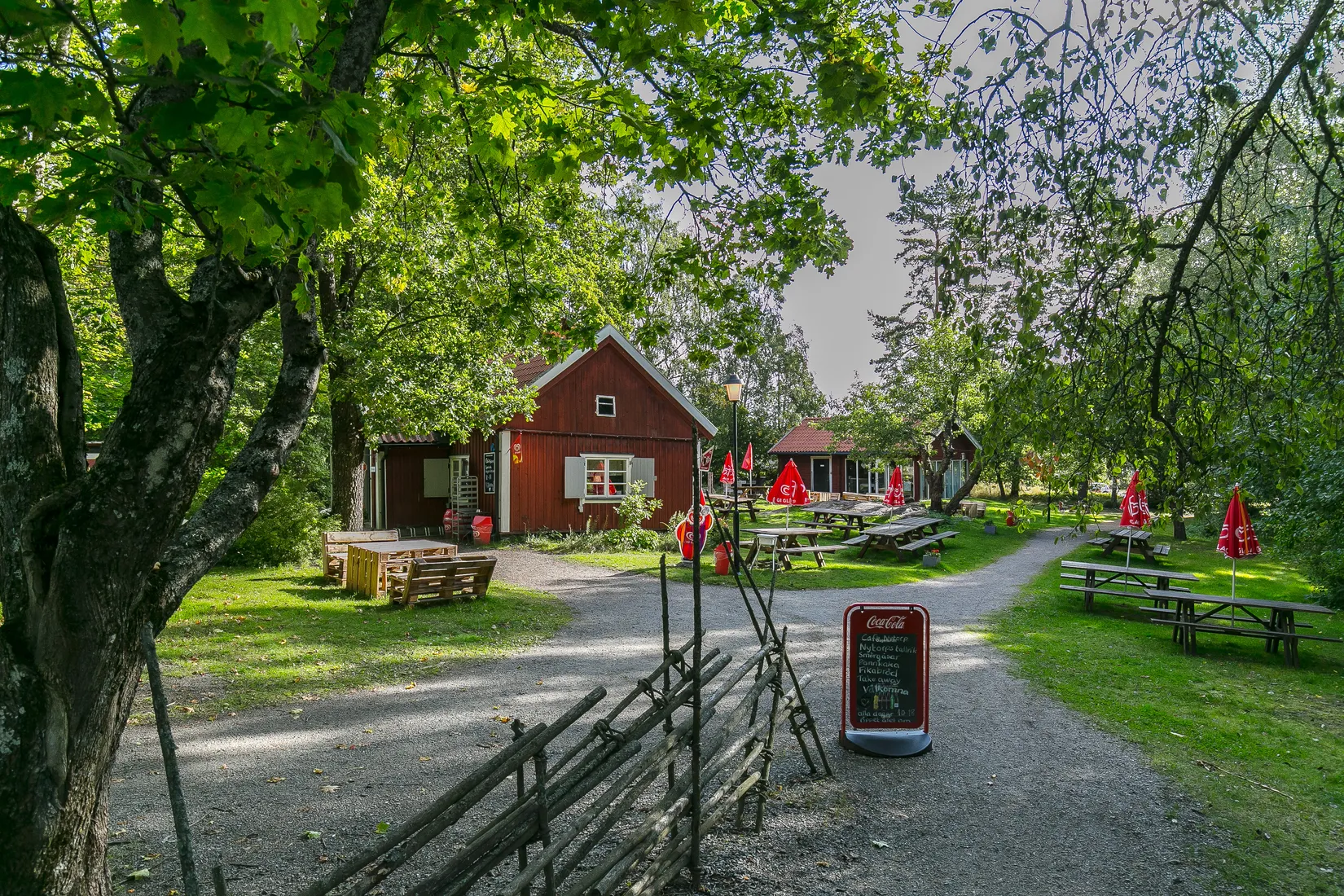 Radhus, Kvittenvägen 2, Vistaberg, Huddinge