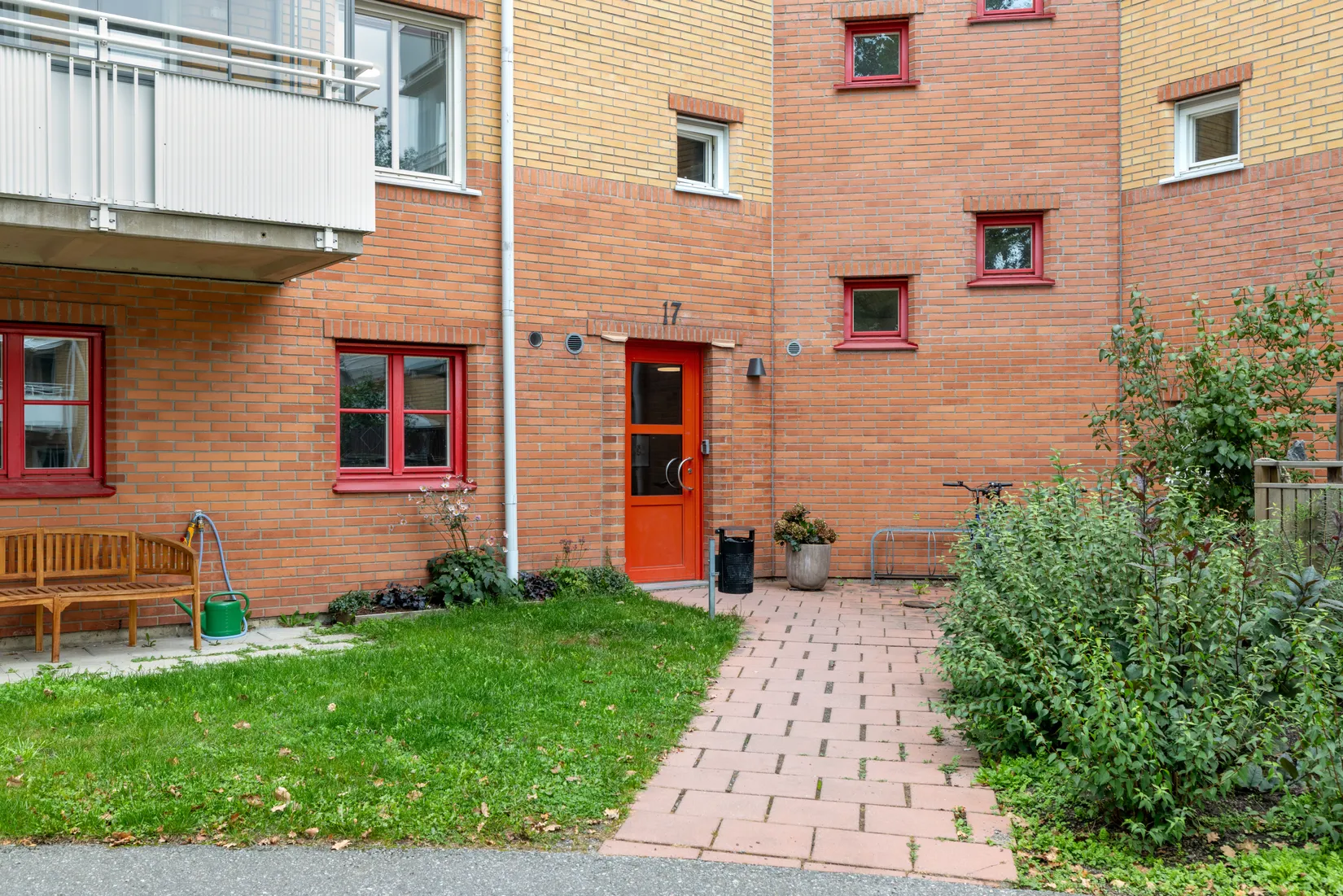 Bostadsrätt, Vinkelhaksvägen 17, Älta Hedvigslund, Nacka