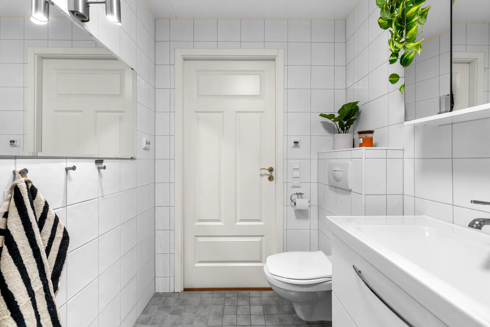 Bostadsrätt, Vinkelhaksvägen 17, Älta Hedvigslund, Nacka