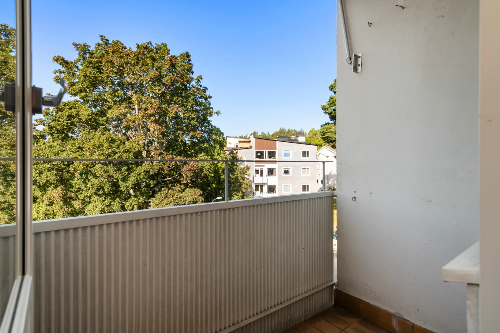 Bostadsrätt, Örnstigen 6, högst upp i huset, Näsbypark, Täby