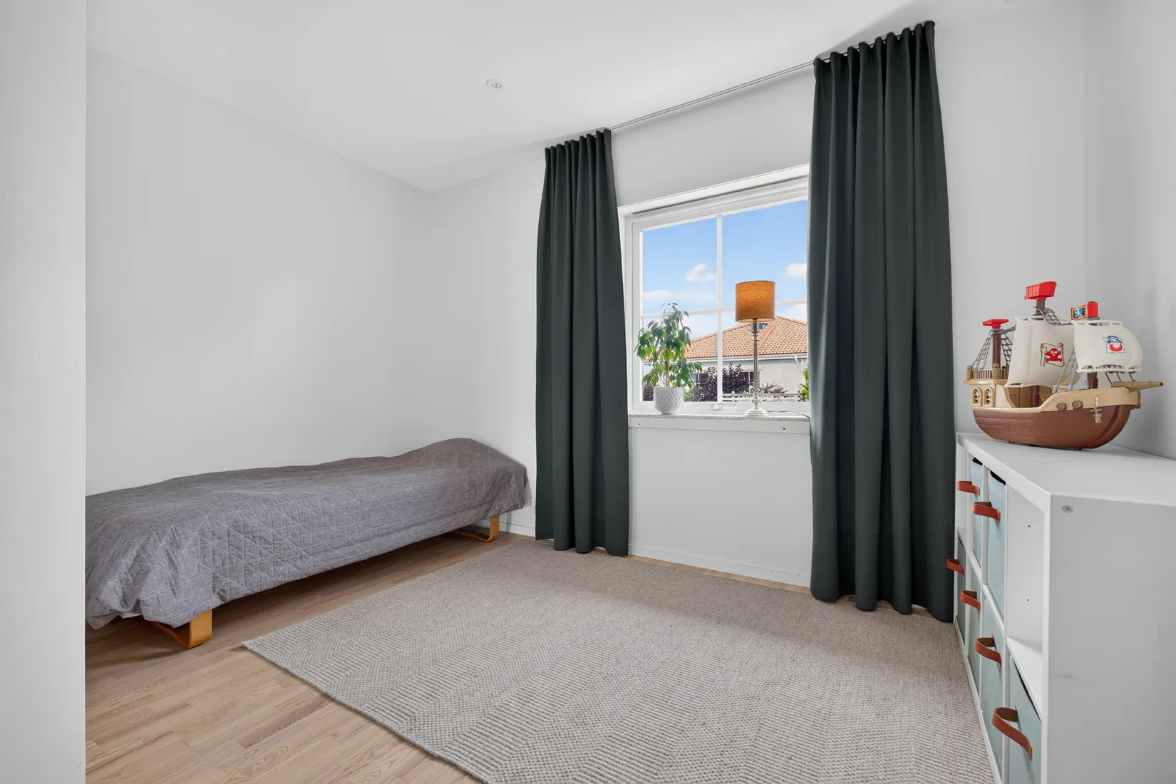 Villa, Lars-Pettravägen 32, Södra Lindhult, Örebro