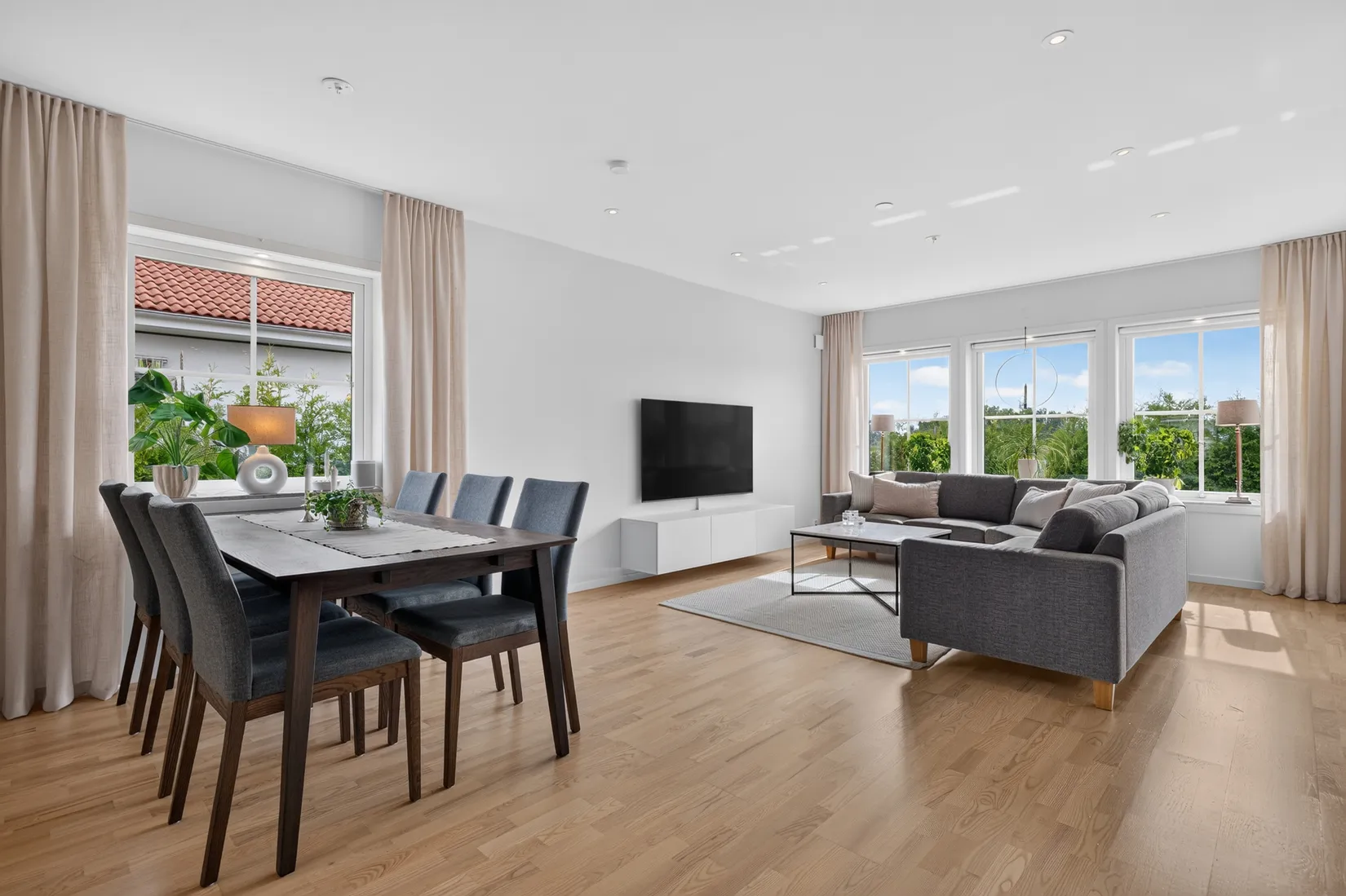 Villa, Lars-Pettravägen 32, Södra Lindhult, Örebro