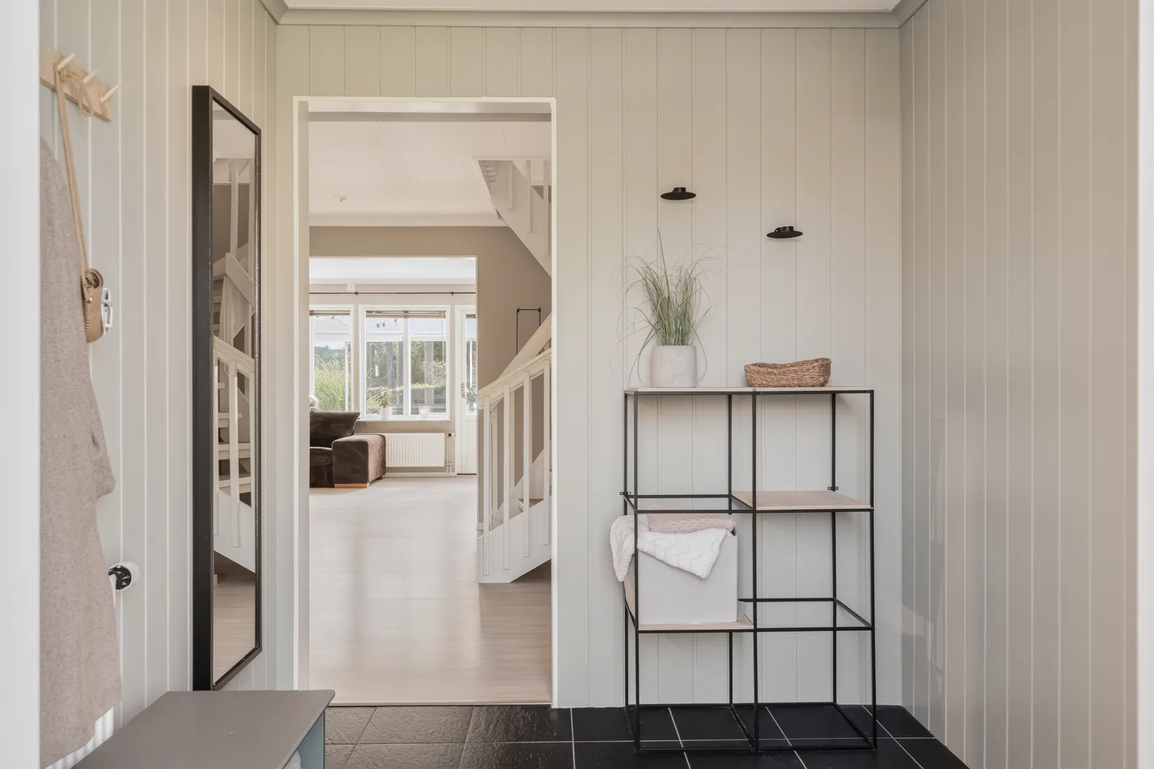 Radhus, Pojkarnas väg 44, Nyköping