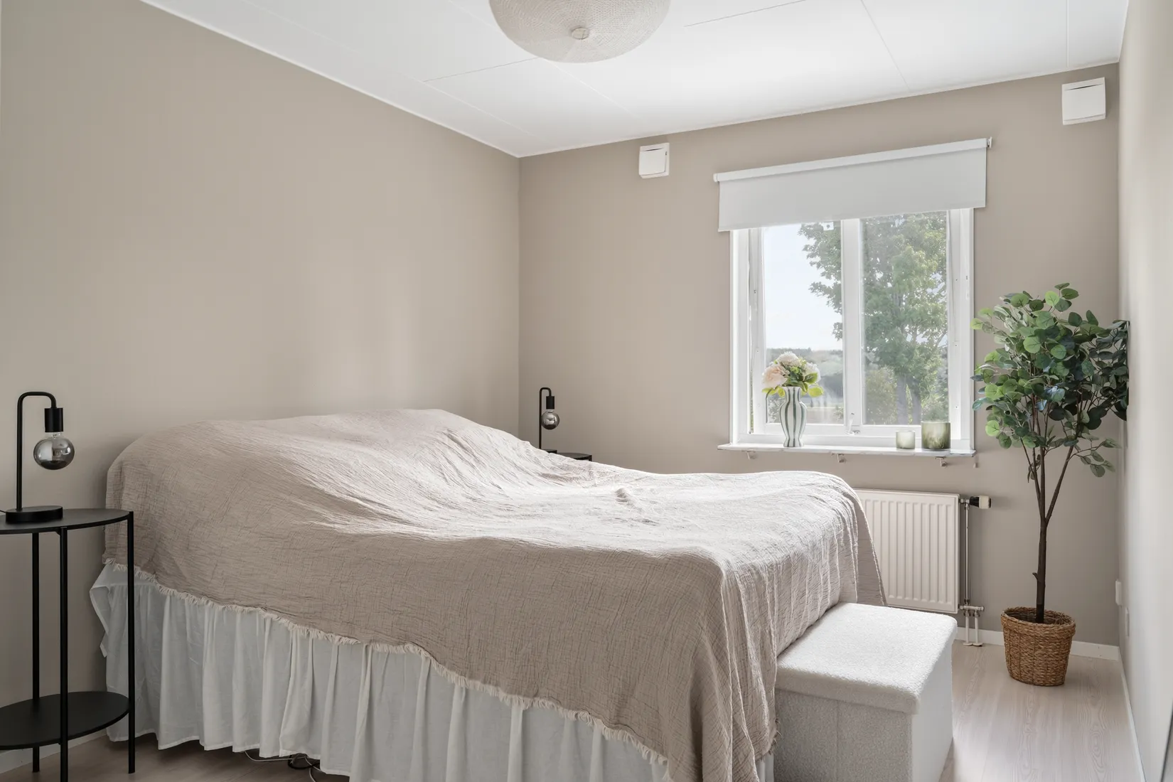 Radhus, Pojkarnas väg 44, Nyköping