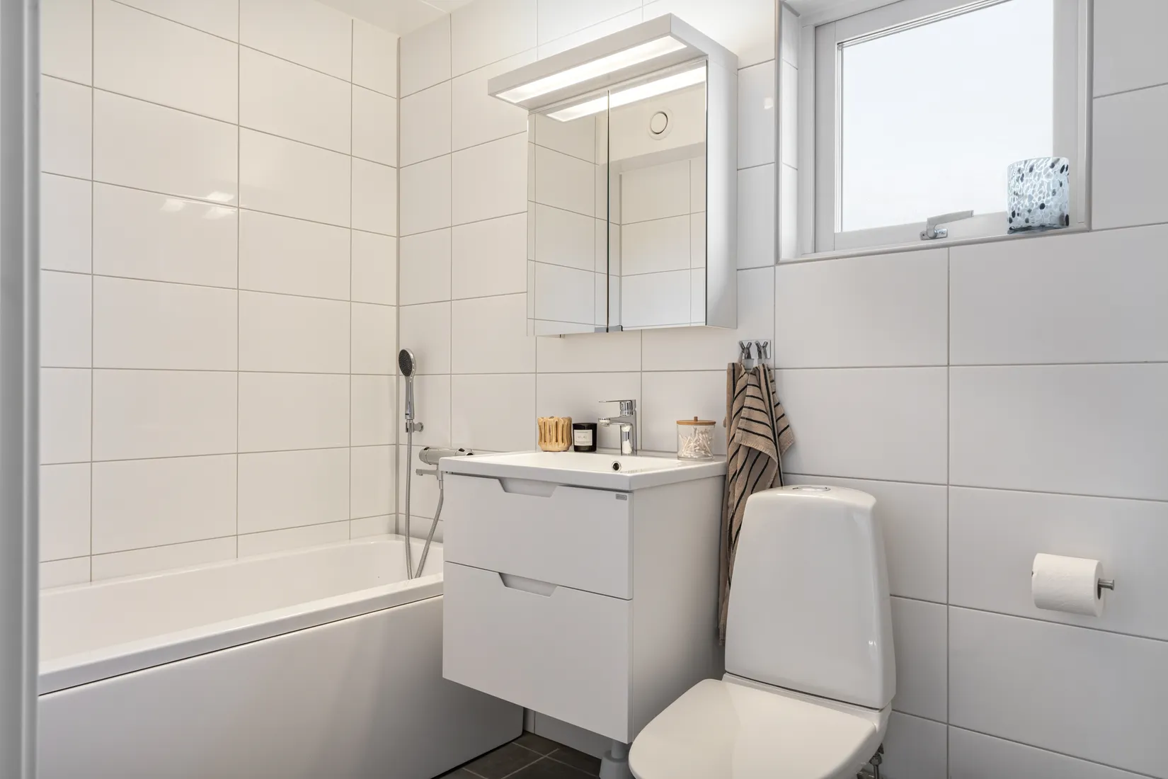 Radhus, Pojkarnas väg 44, Nyköping