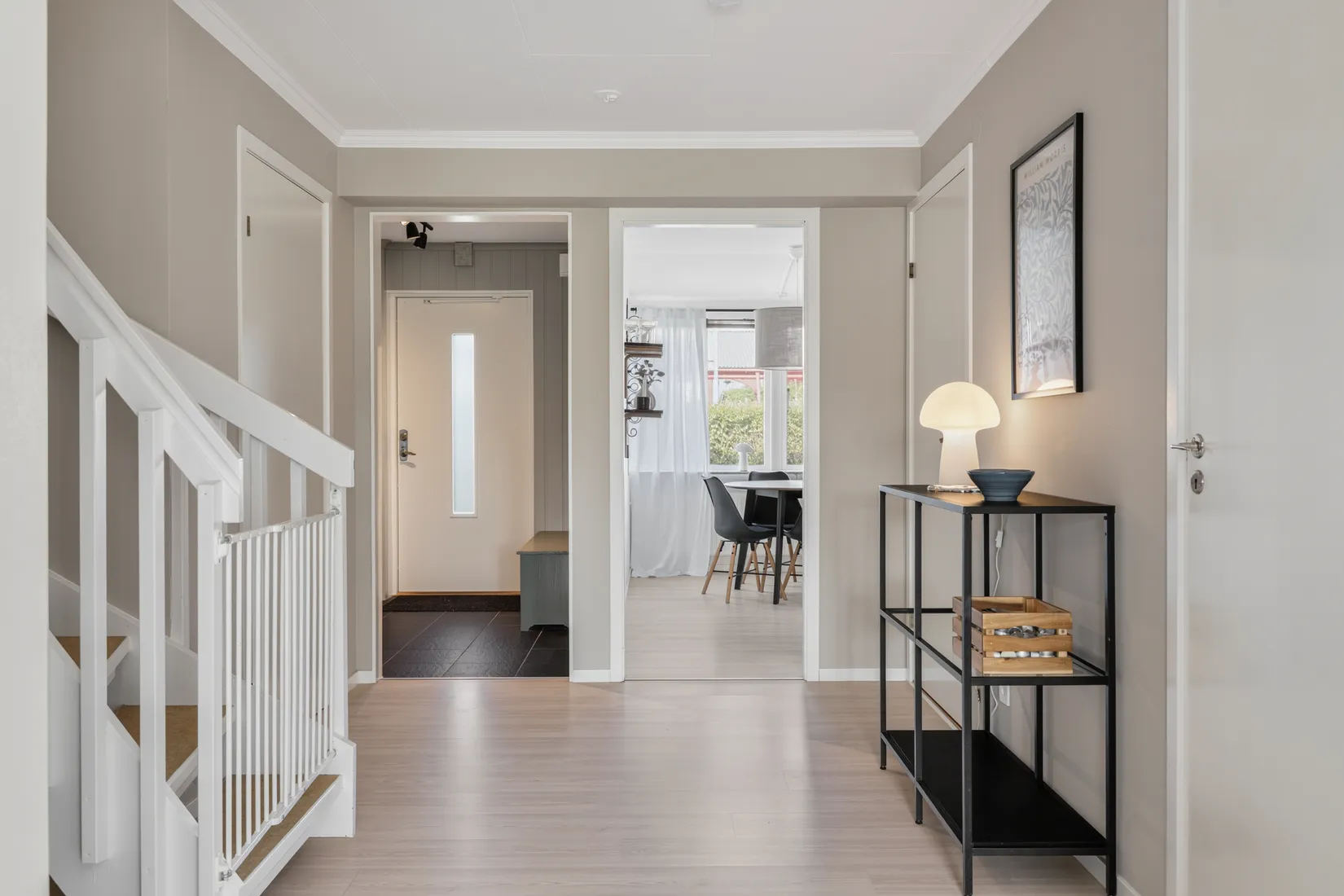 Radhus, Pojkarnas väg 44, Nyköping