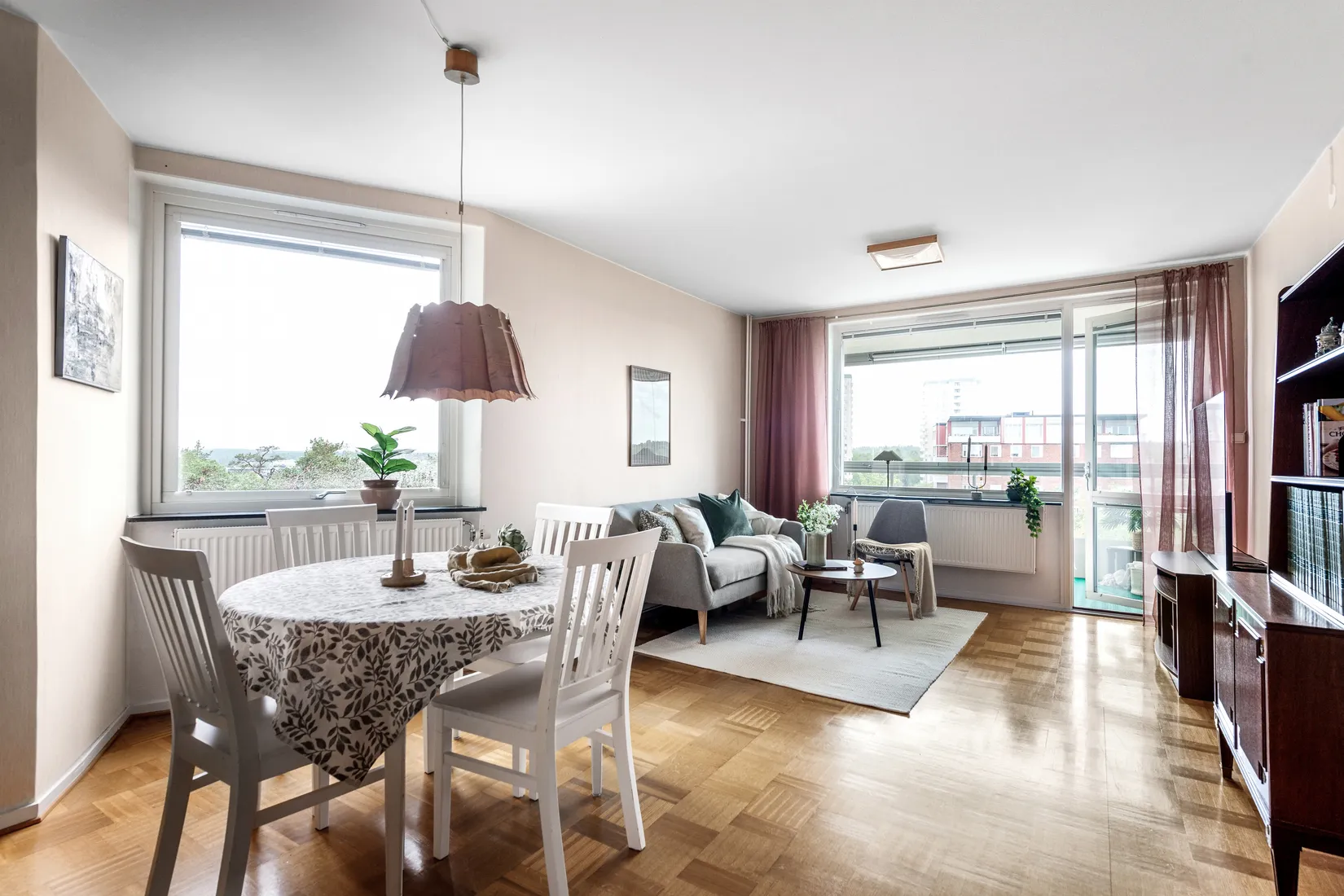 Bostadsrätt, Larsbodavägen 42, Farsta, Stockholm