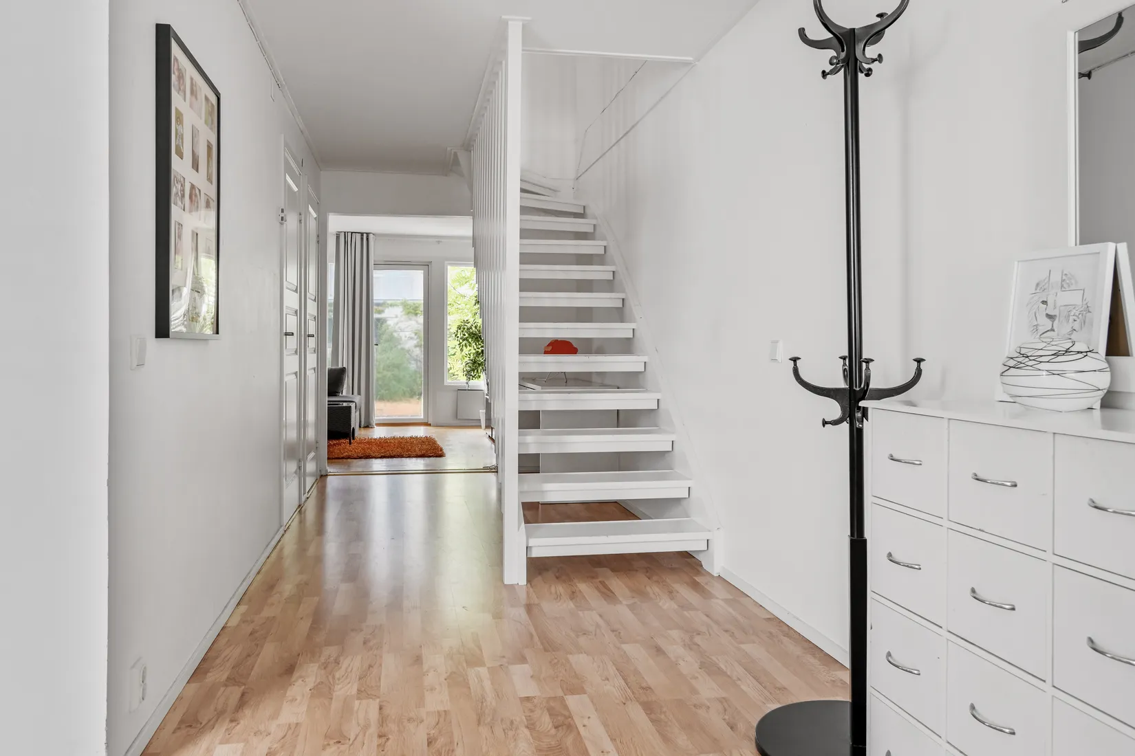 Radhus, Björkvallavägen 95, Centralt, Upplands Väsby