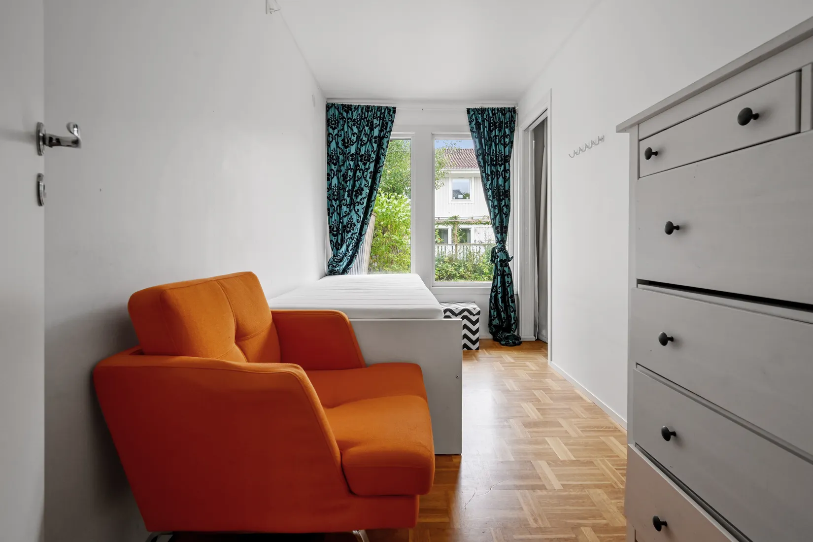 Radhus, Björkvallavägen 95, Centralt, Upplands Väsby