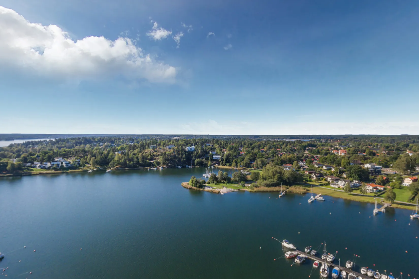 Radhus, SATURNUSVÄGEN 86, Österskär/Tuna, Österåker