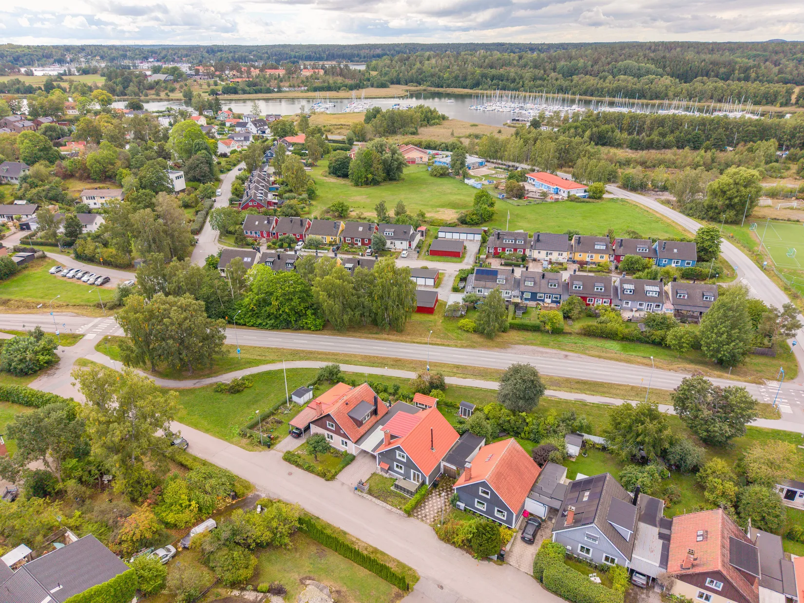 Radhus, SATURNUSVÄGEN 86, Österskär/Tuna, Österåker