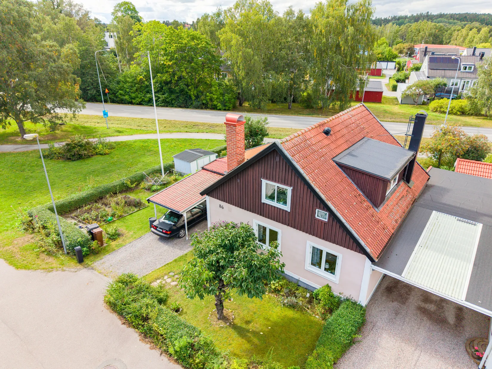 Radhus, SATURNUSVÄGEN 86, Österskär/Tuna, Österåker
