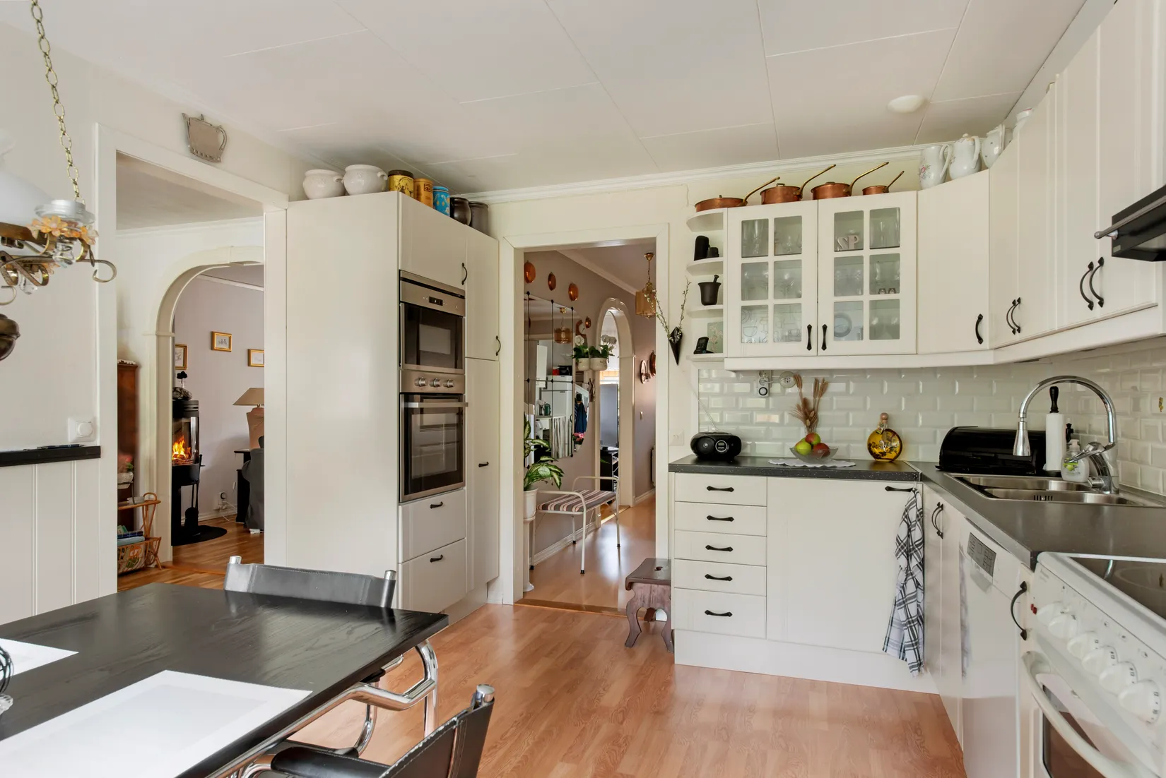 Radhus, Danastigen 26, Gribbylund, Täby