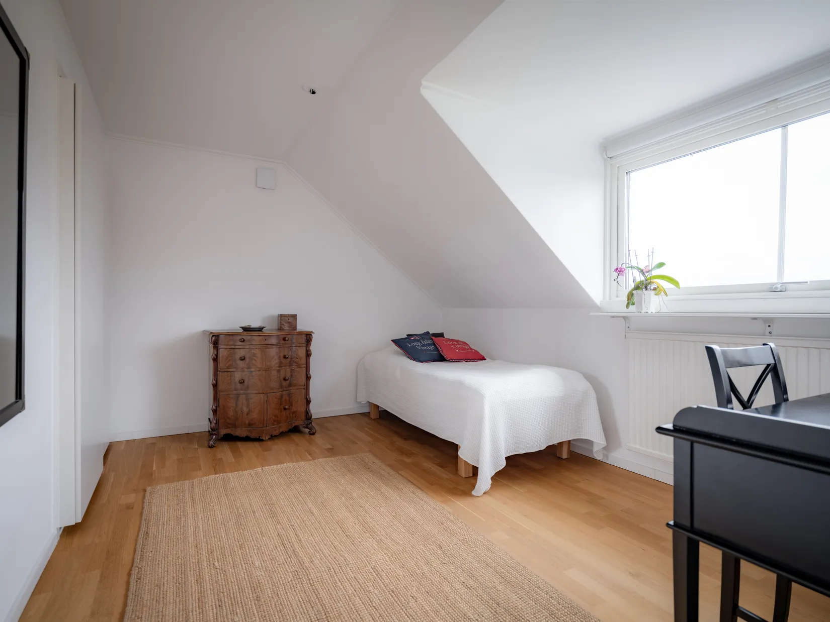 Radhus, Ladugårdsvägen 19, Ella Gård, Täby