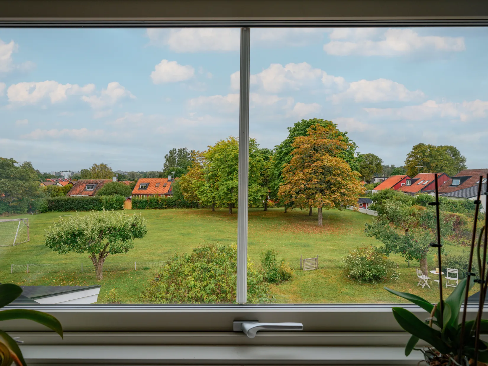 Radhus, Ladugårdsvägen 19, Ella Gård, Täby