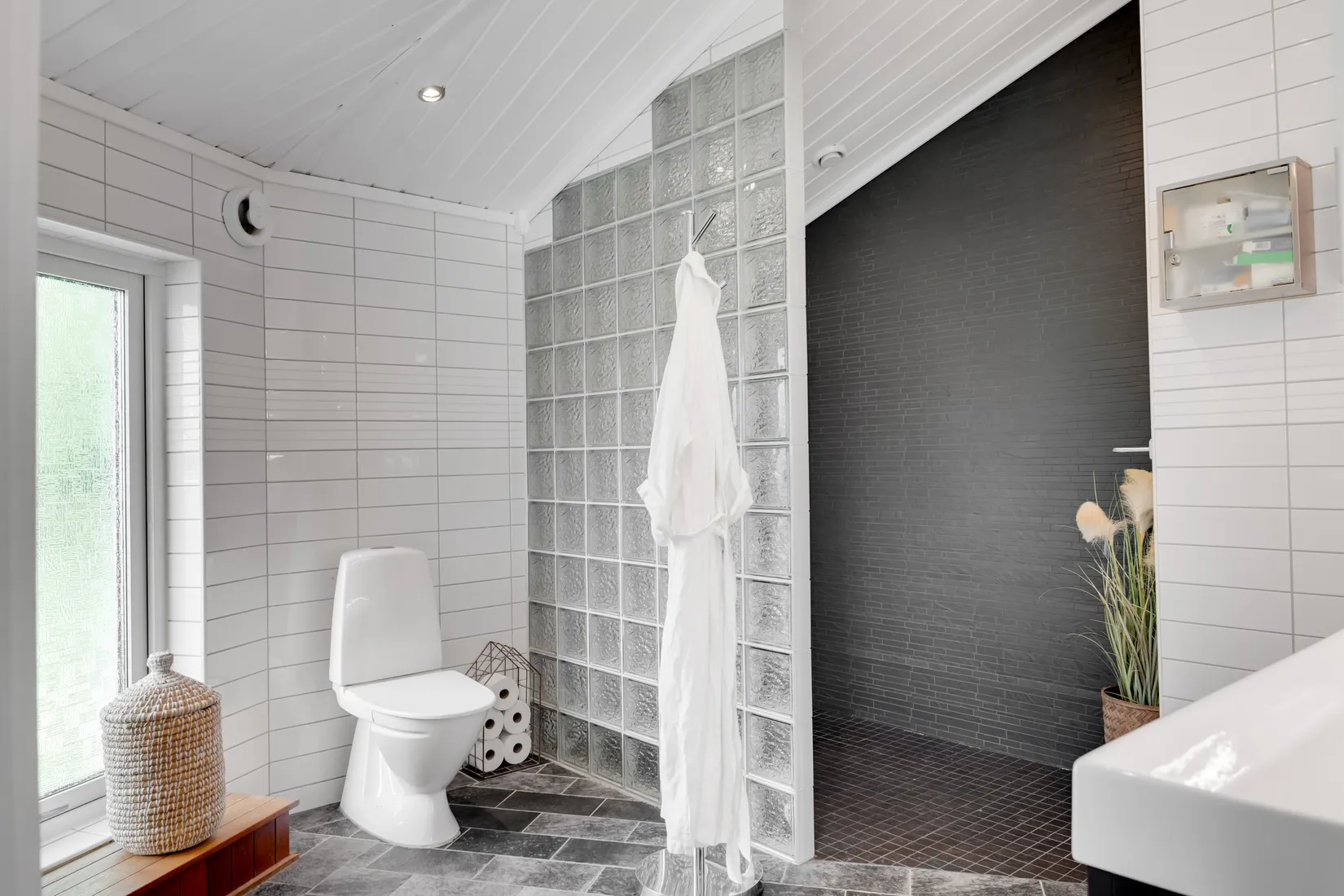 Villa, Fyrtornsvägen 1, Torslanda - Hällsvik, Göteborg