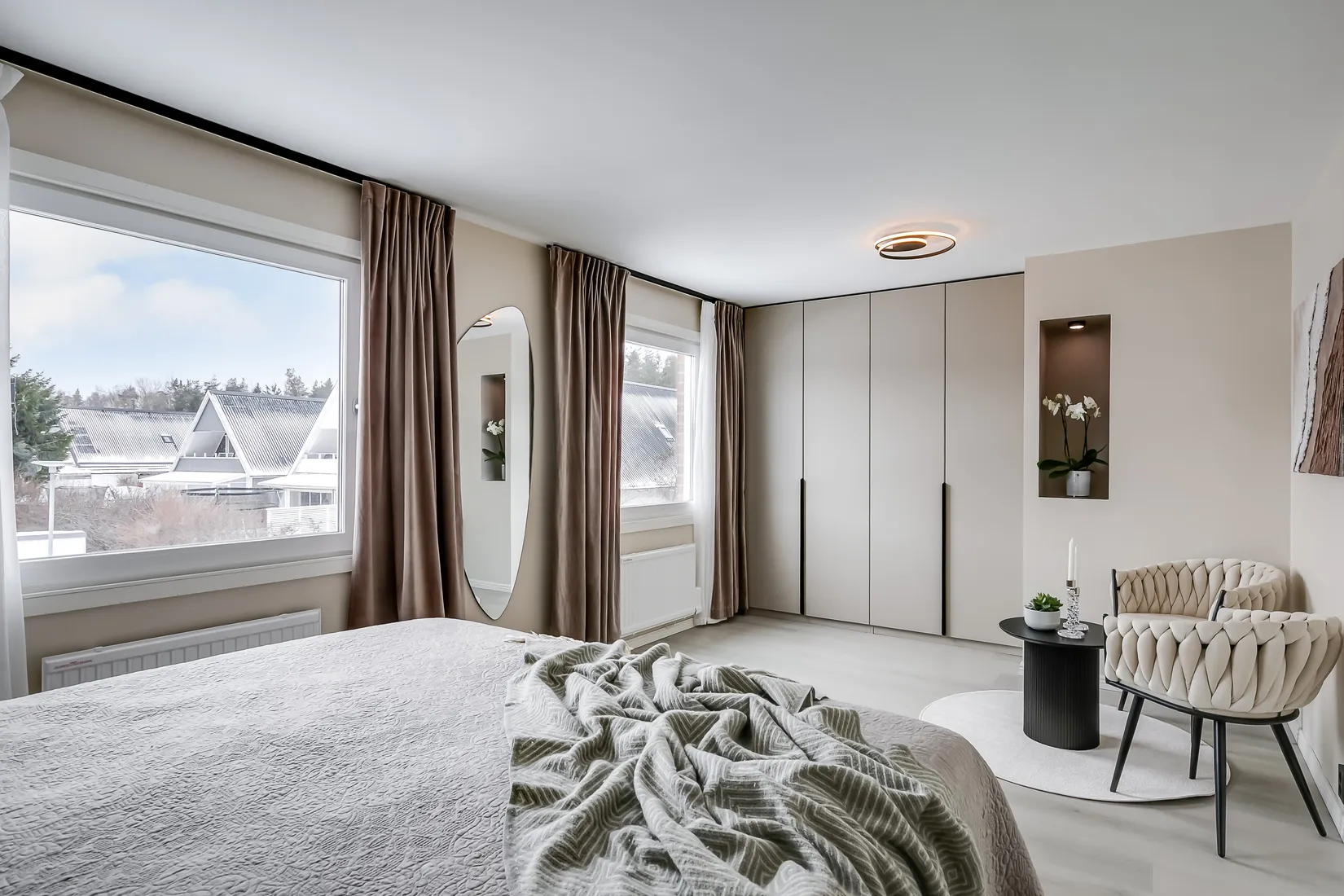 Radhus, Porslinsstigen 16, Brunna, Upplands-Bro