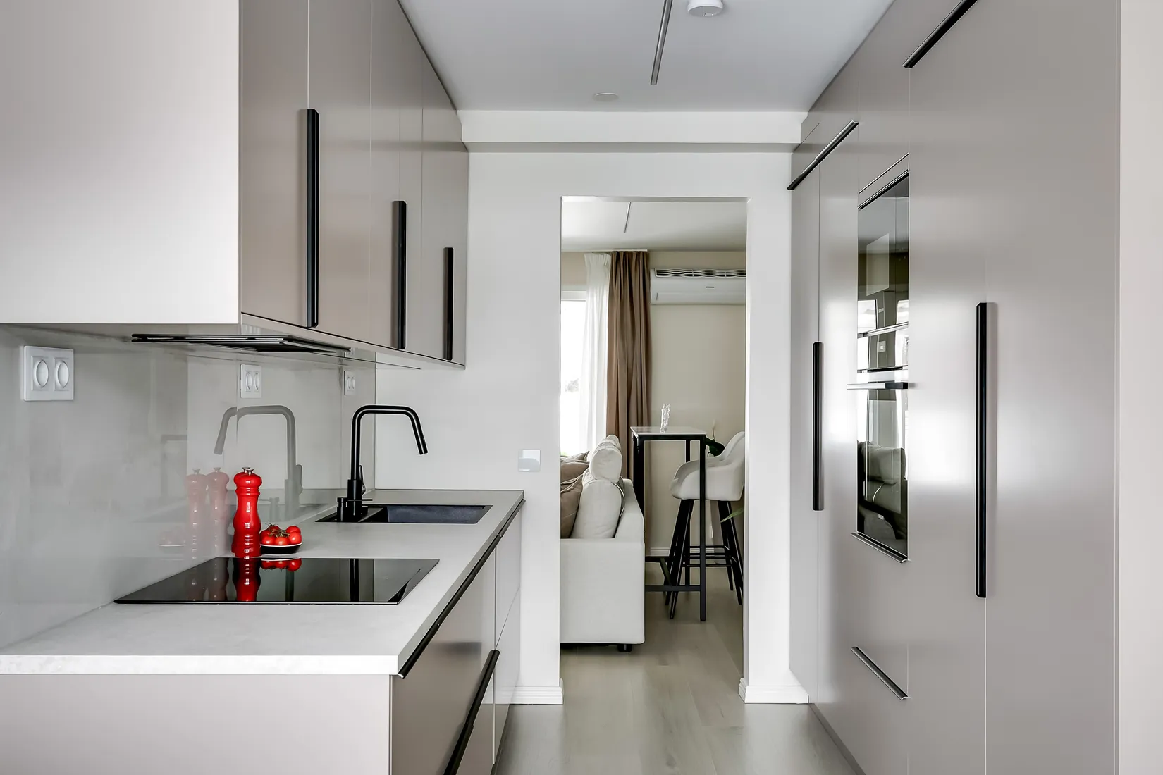 Radhus, Porslinsstigen 16, Brunna, Upplands-Bro