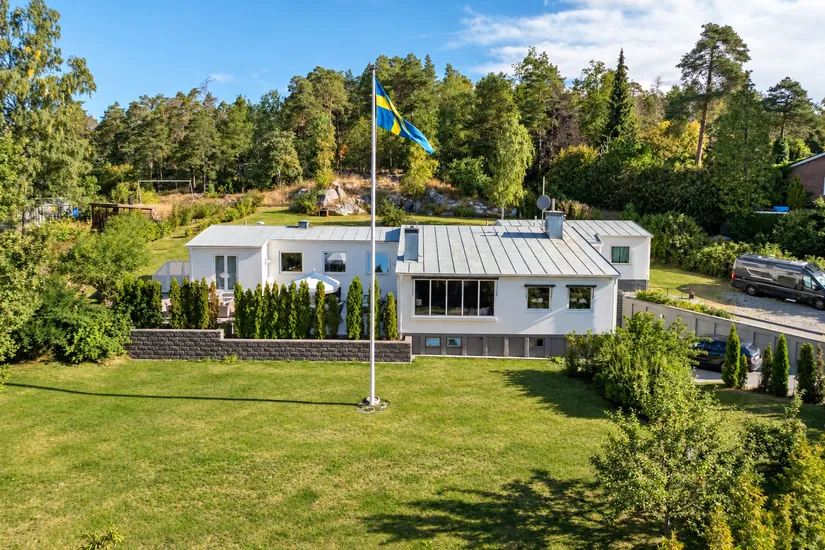 Villa, Bergvägen 5, Kungsängen centrum, Upplands-Bro