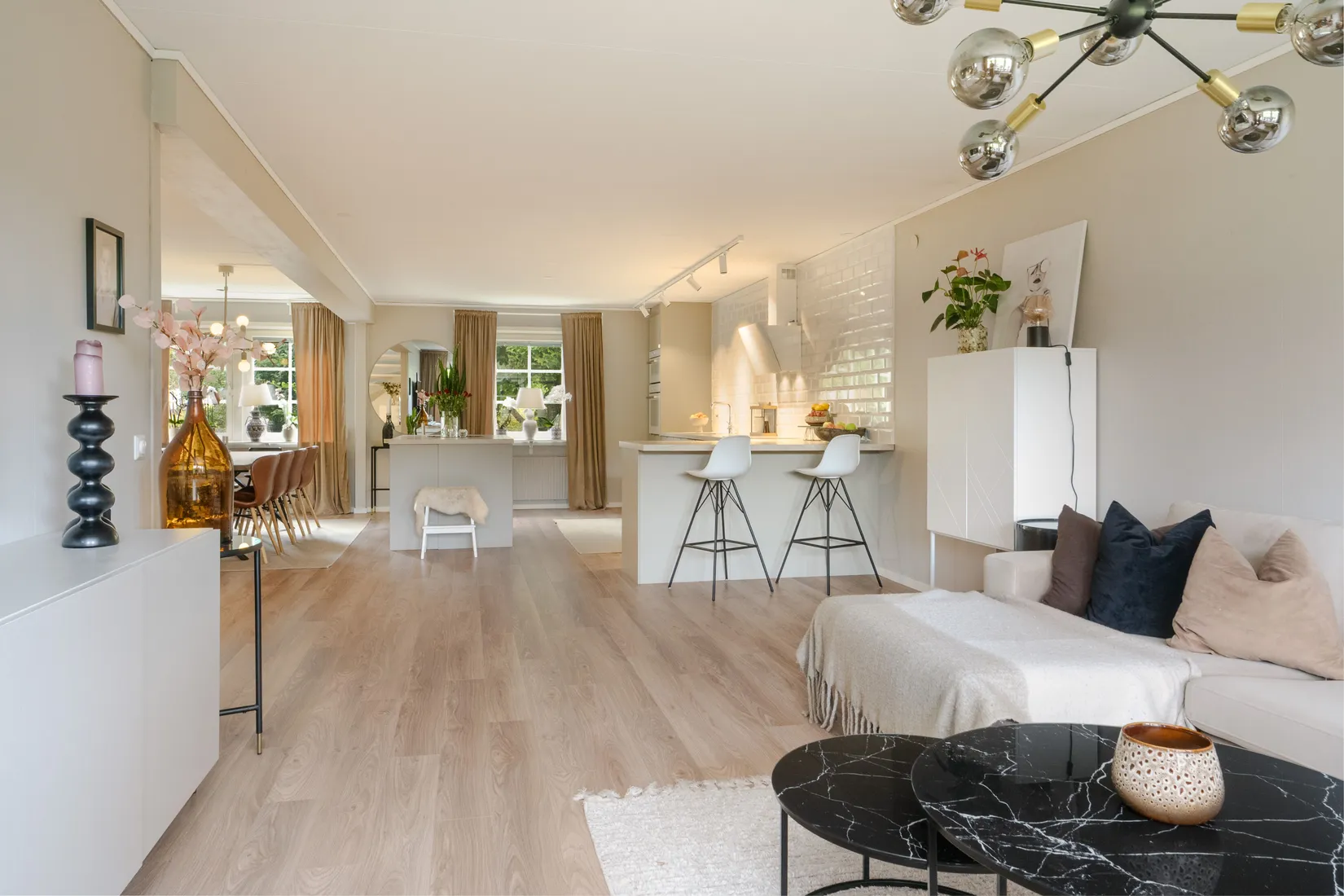 Radhus, Åkrundan 26, Avesta