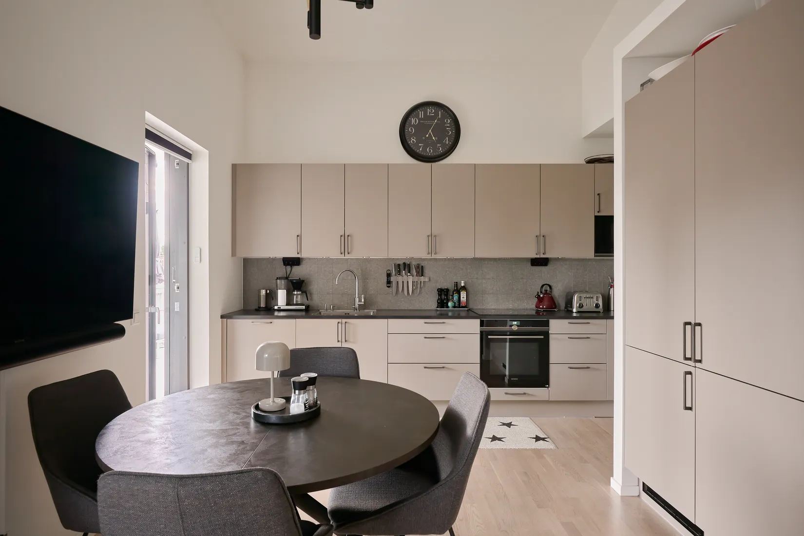 Radhus, Reginastigen 17B, Glömsta, Huddinge