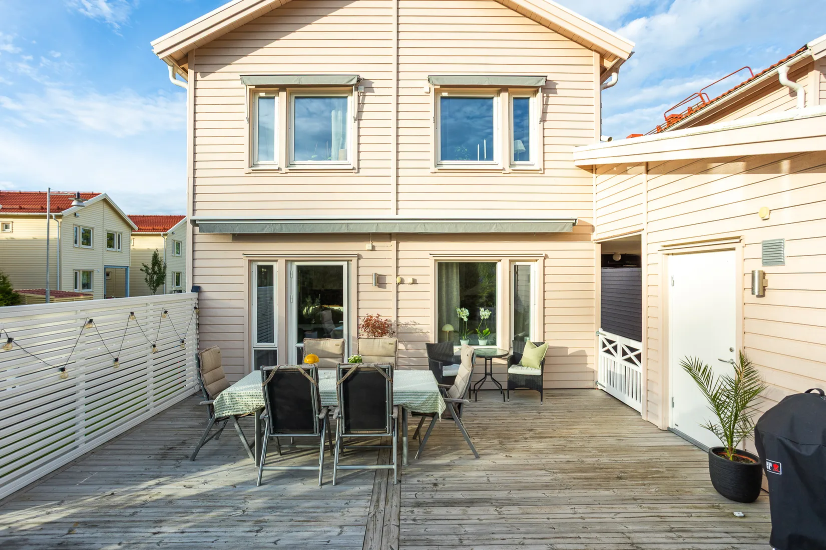 Radhus, Lahtisgatan 14, Lillhamra, Västerås