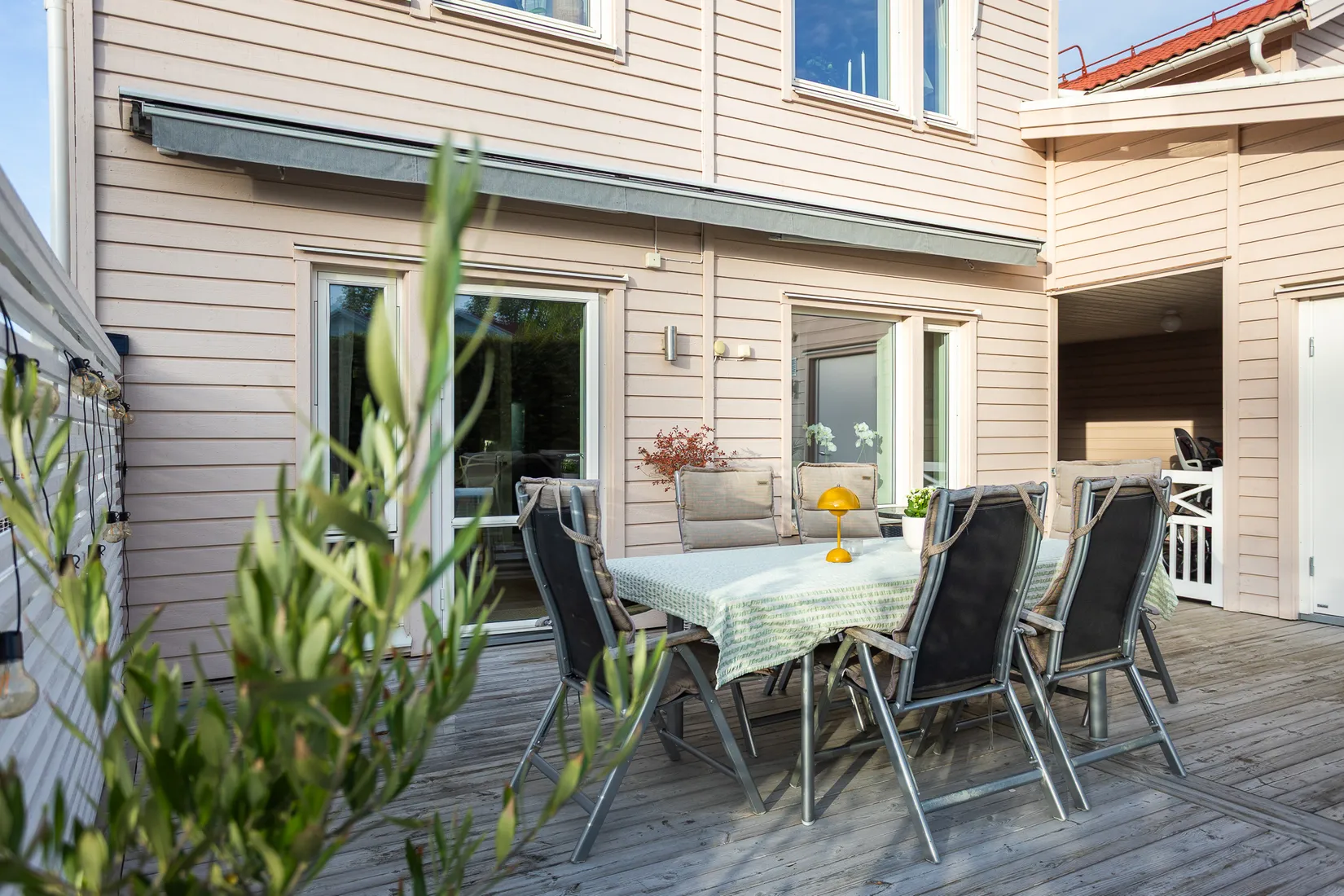 Radhus, Lahtisgatan 14, Lillhamra, Västerås